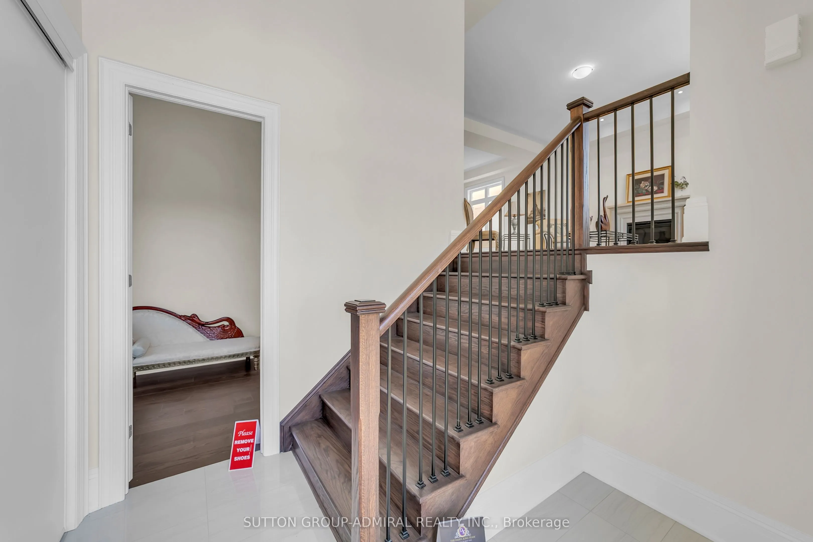 23 Kingwood Lane