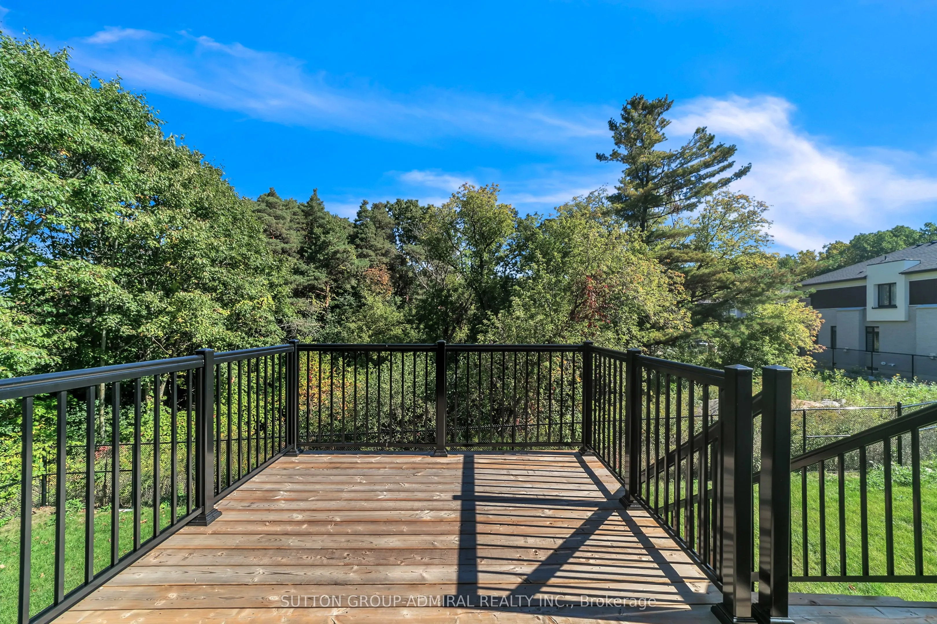 23 Kingwood Lane