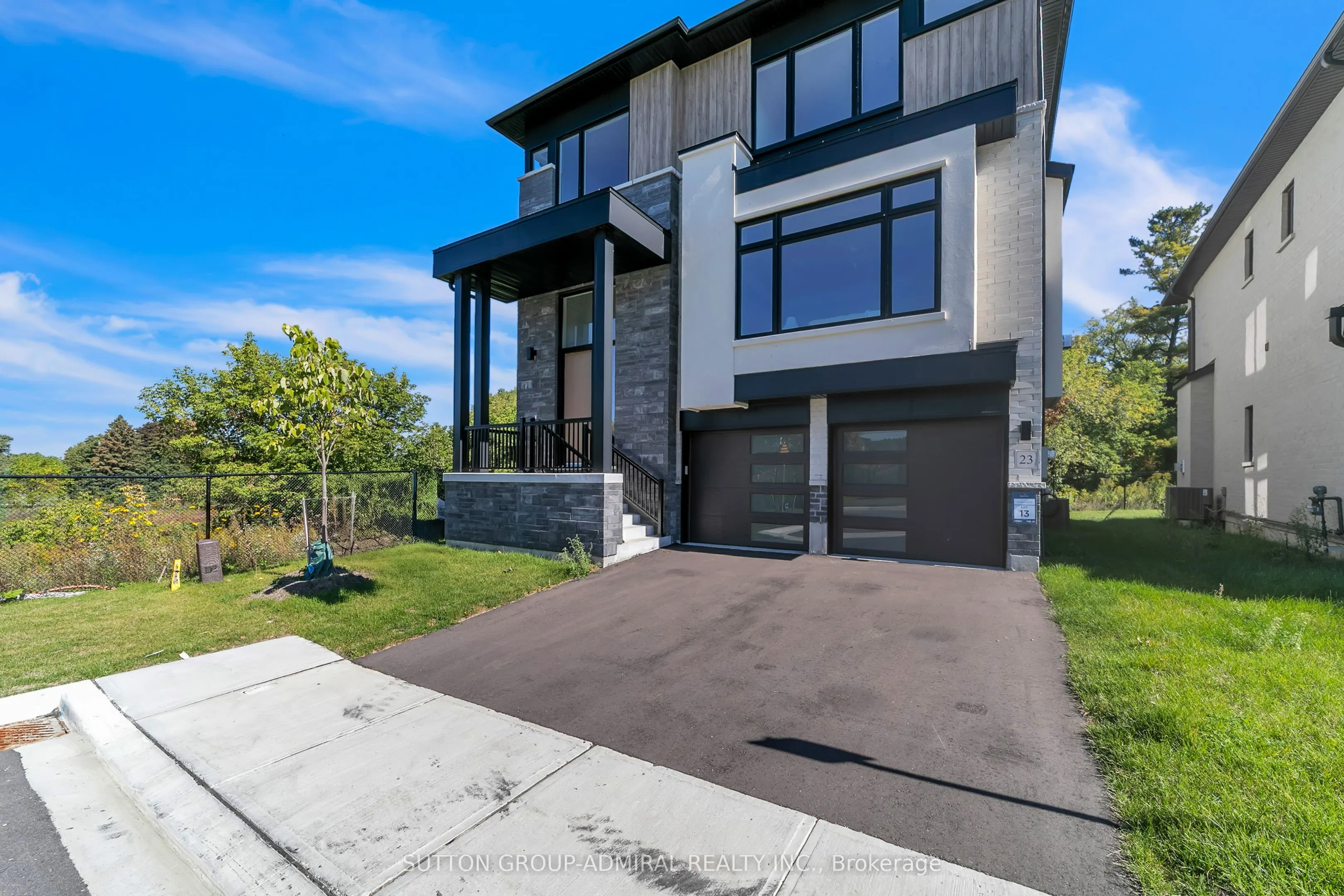 23 Kingwood Lane