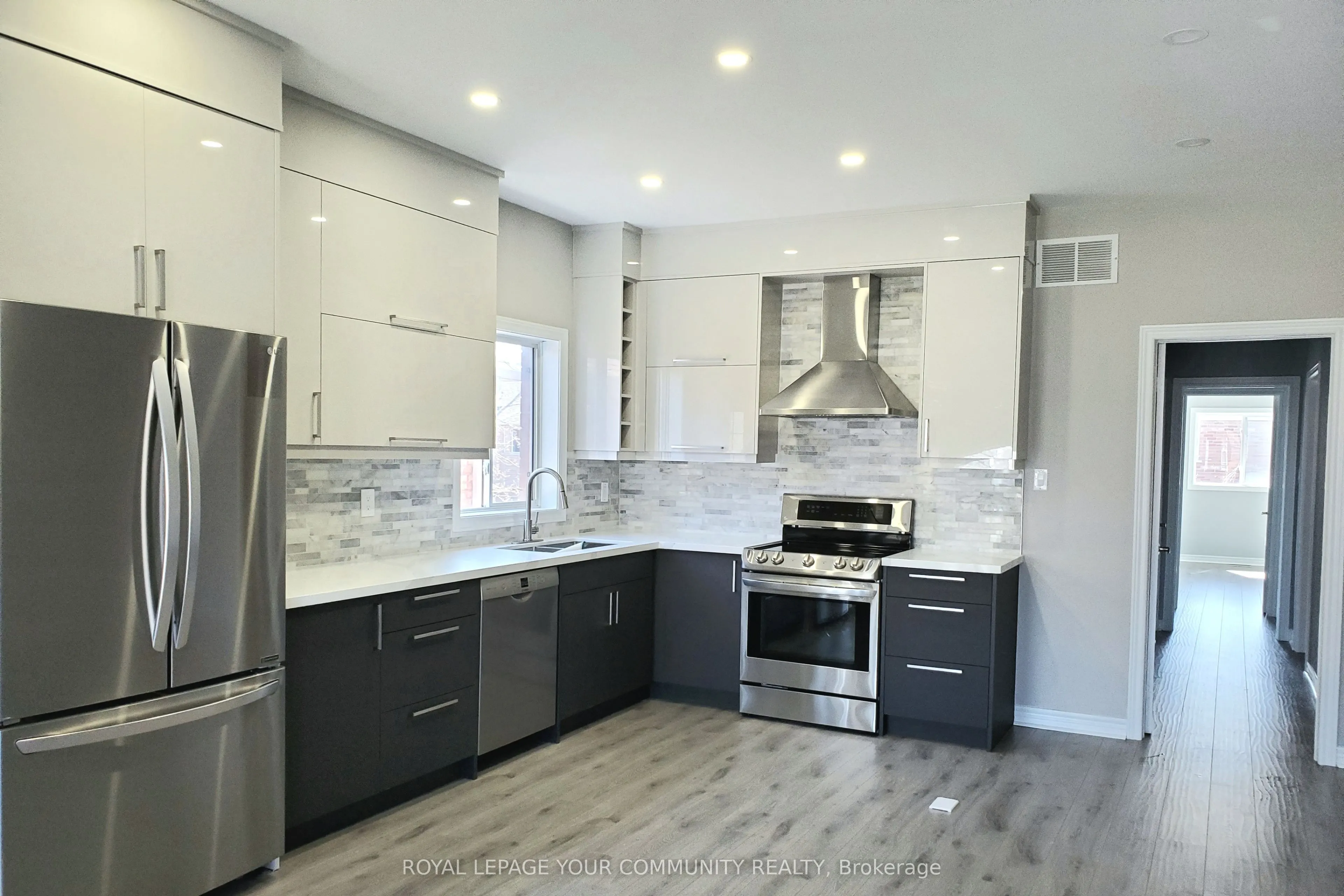 48 Belwood Boulevard, #Upper