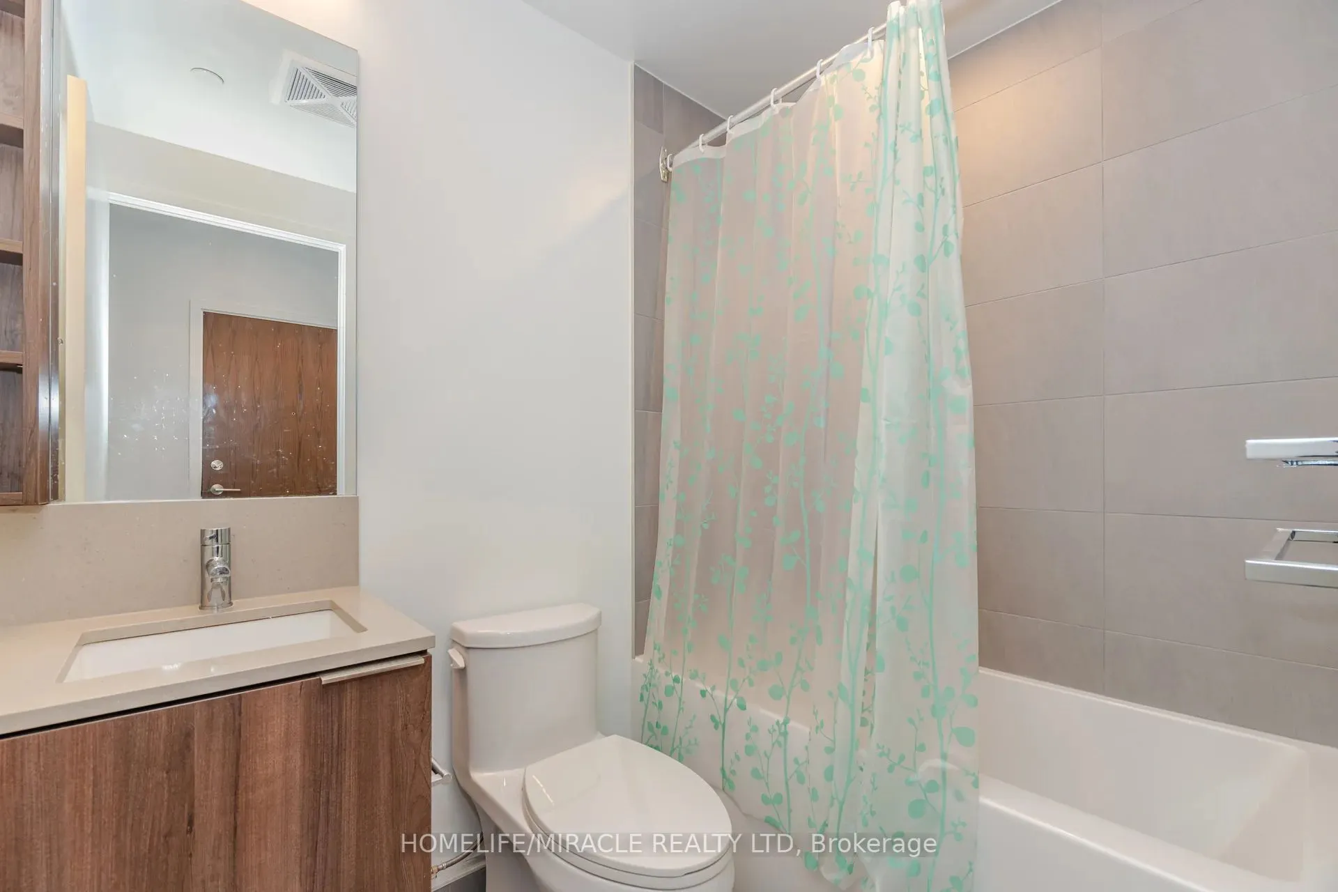 7890 Jane Street, #3907