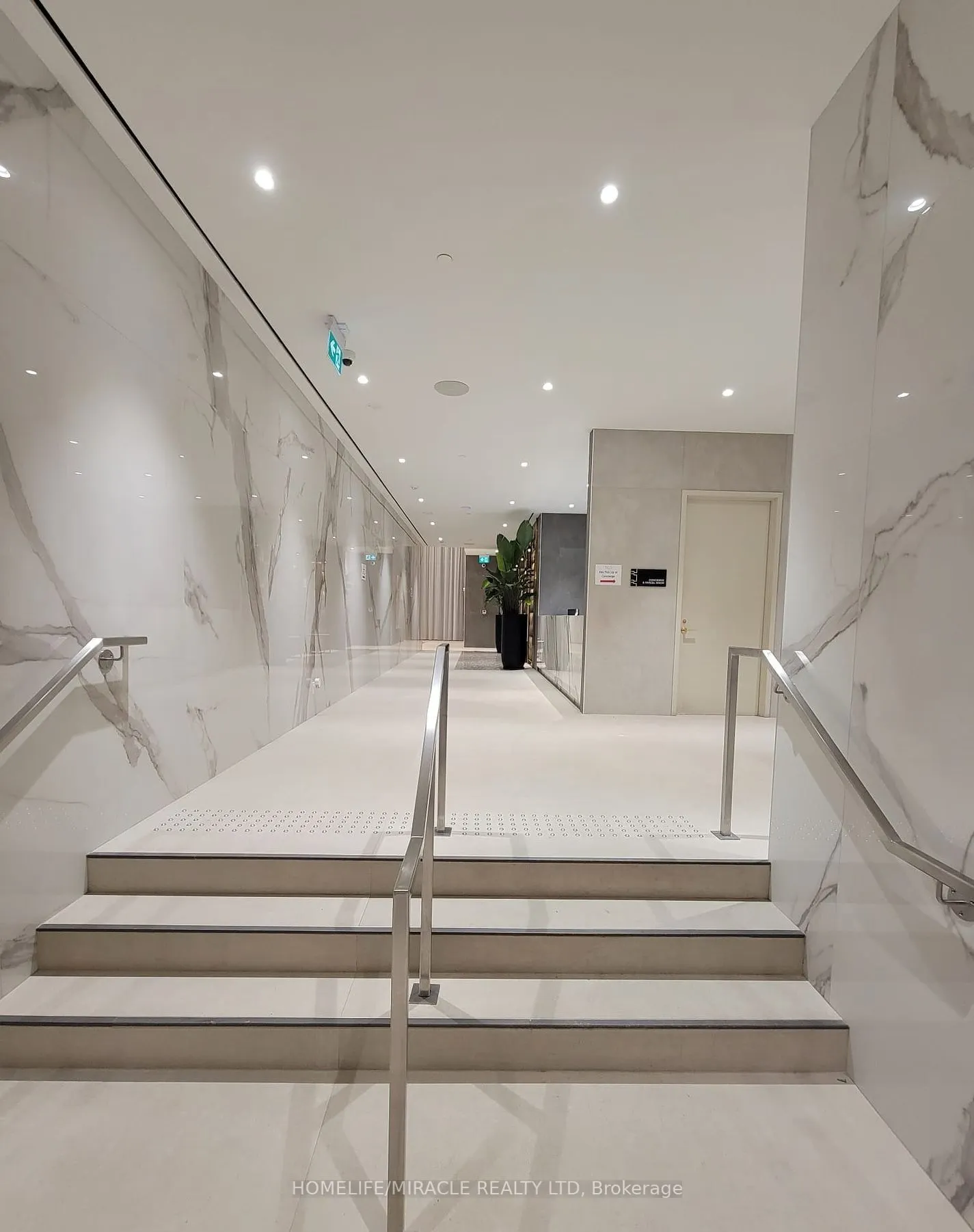 7890 Jane Street, #3907