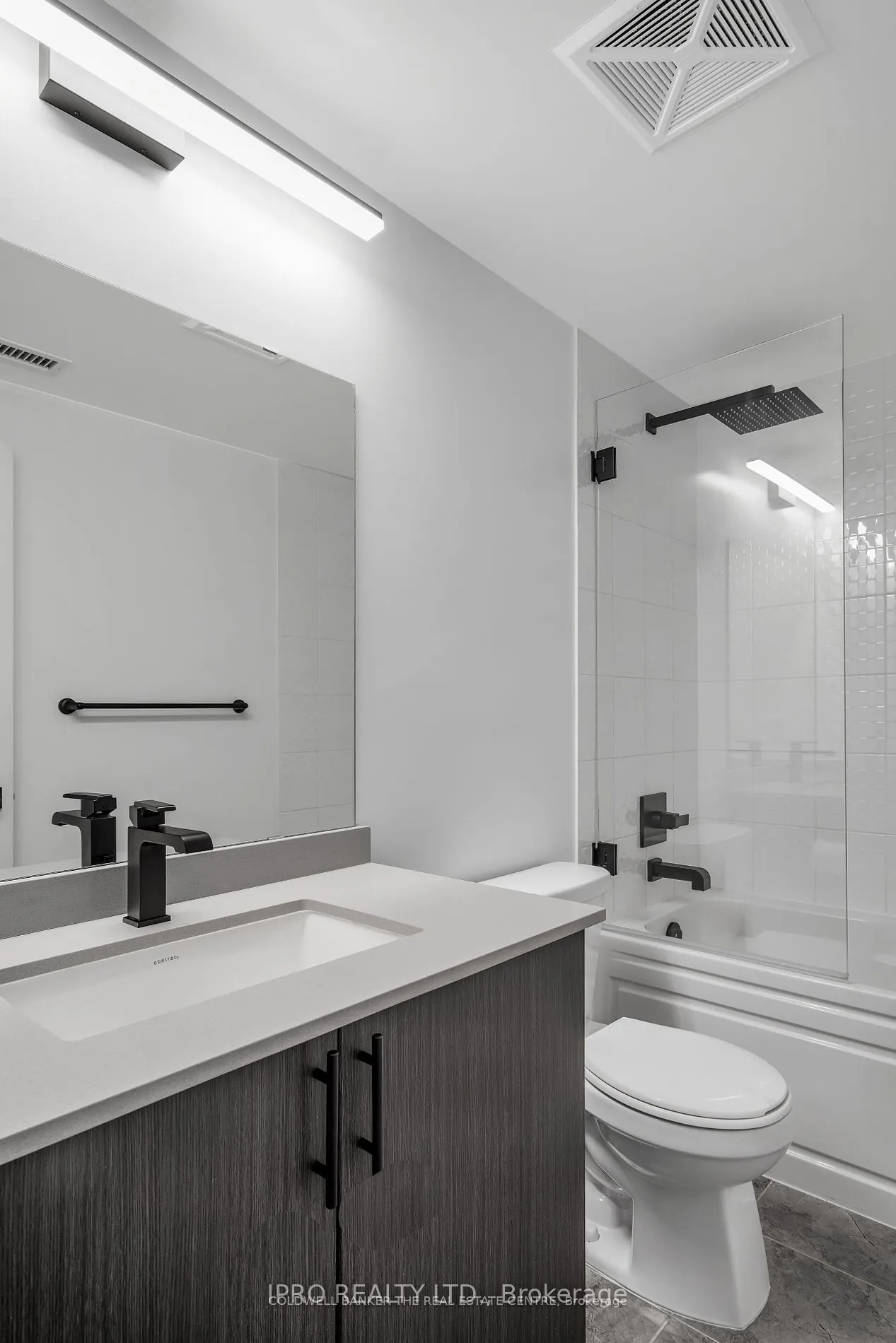 7890 Bathurst Street, #204