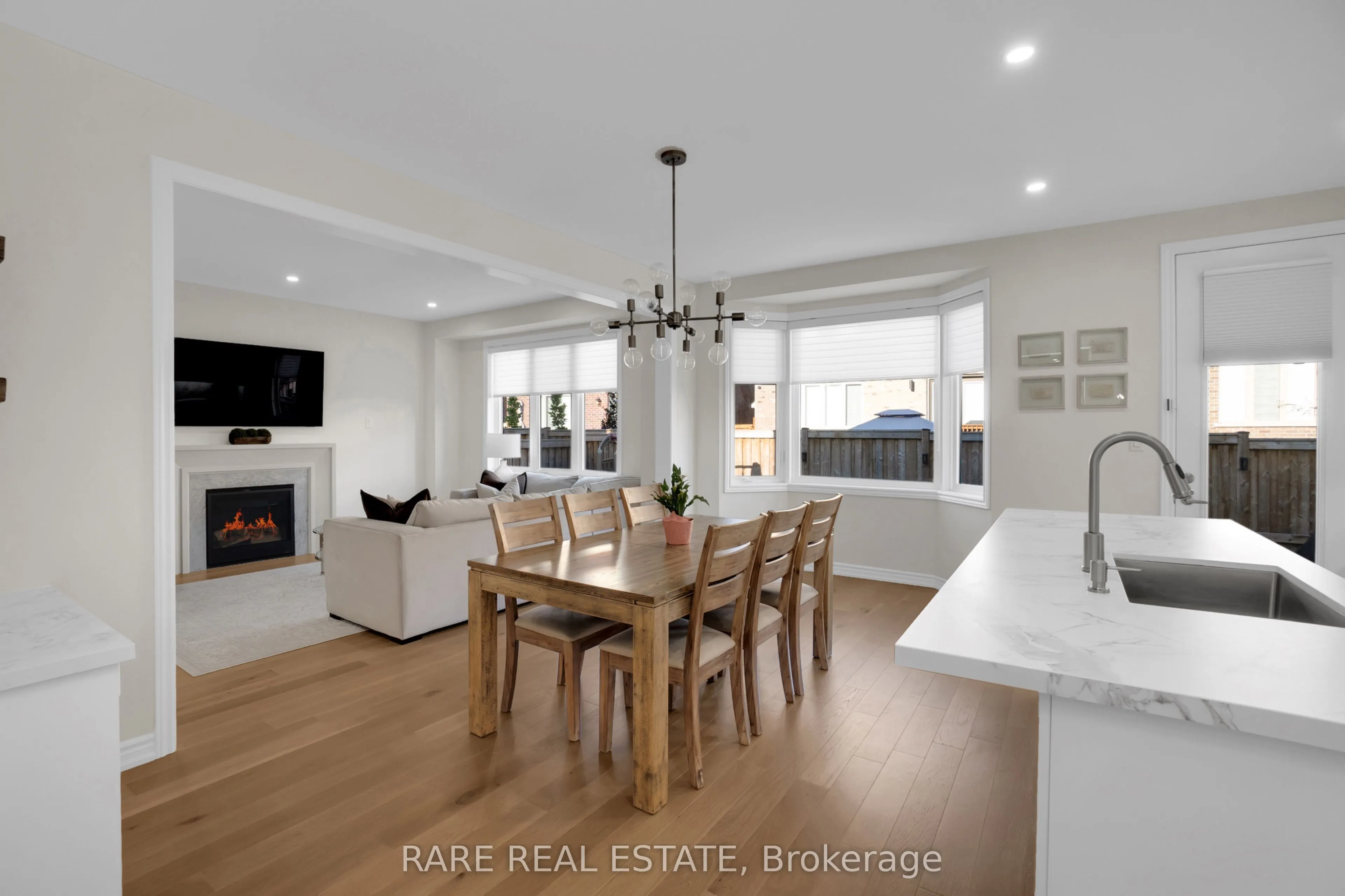 206 Stevenson Crescent