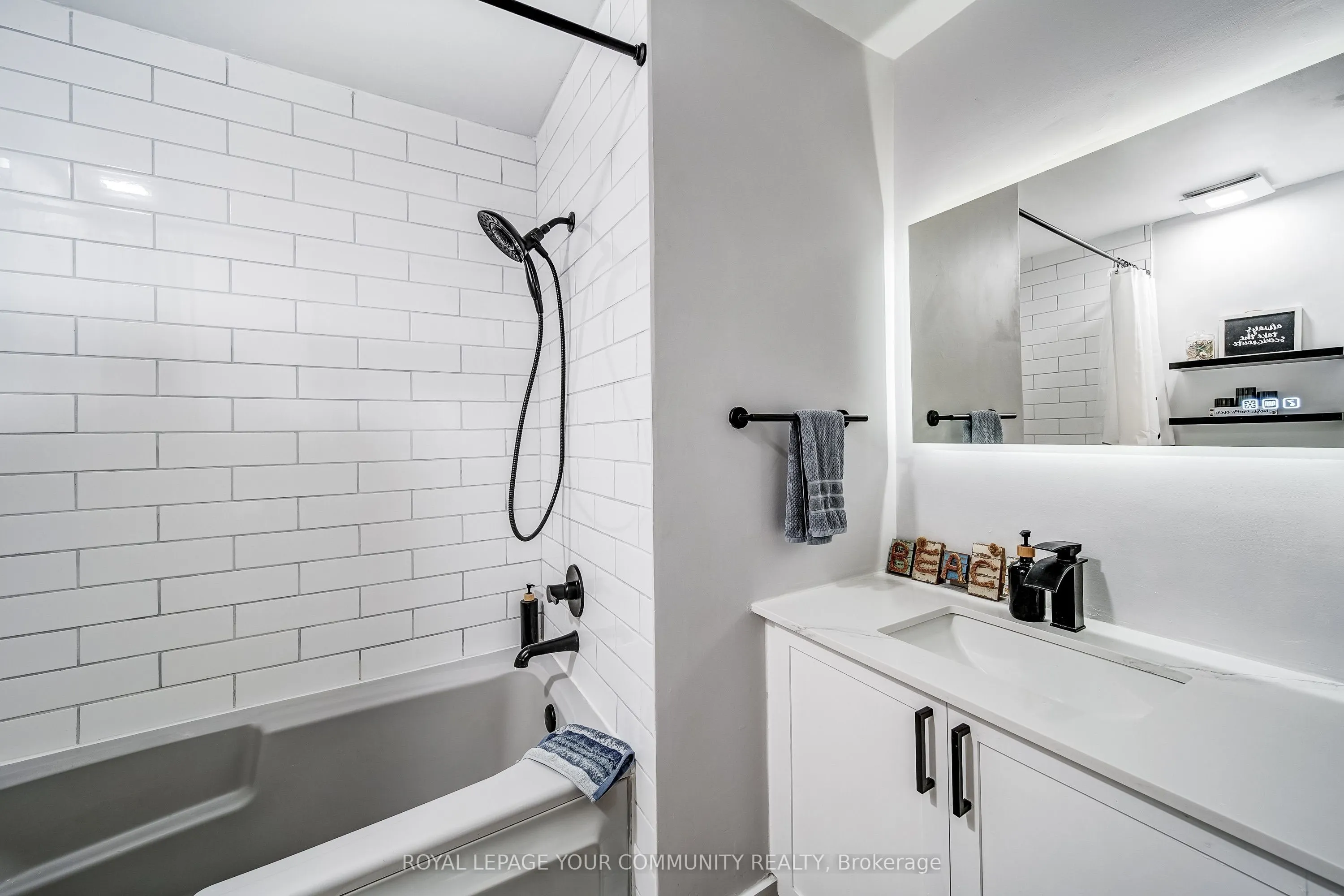 77 Mill Street E, #3