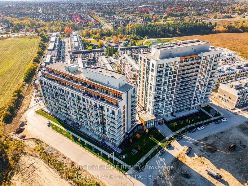 6 DAVID EYER Road, #207