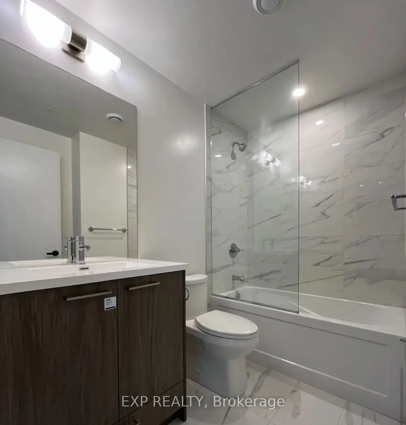 28 Interchange Way, #1908
