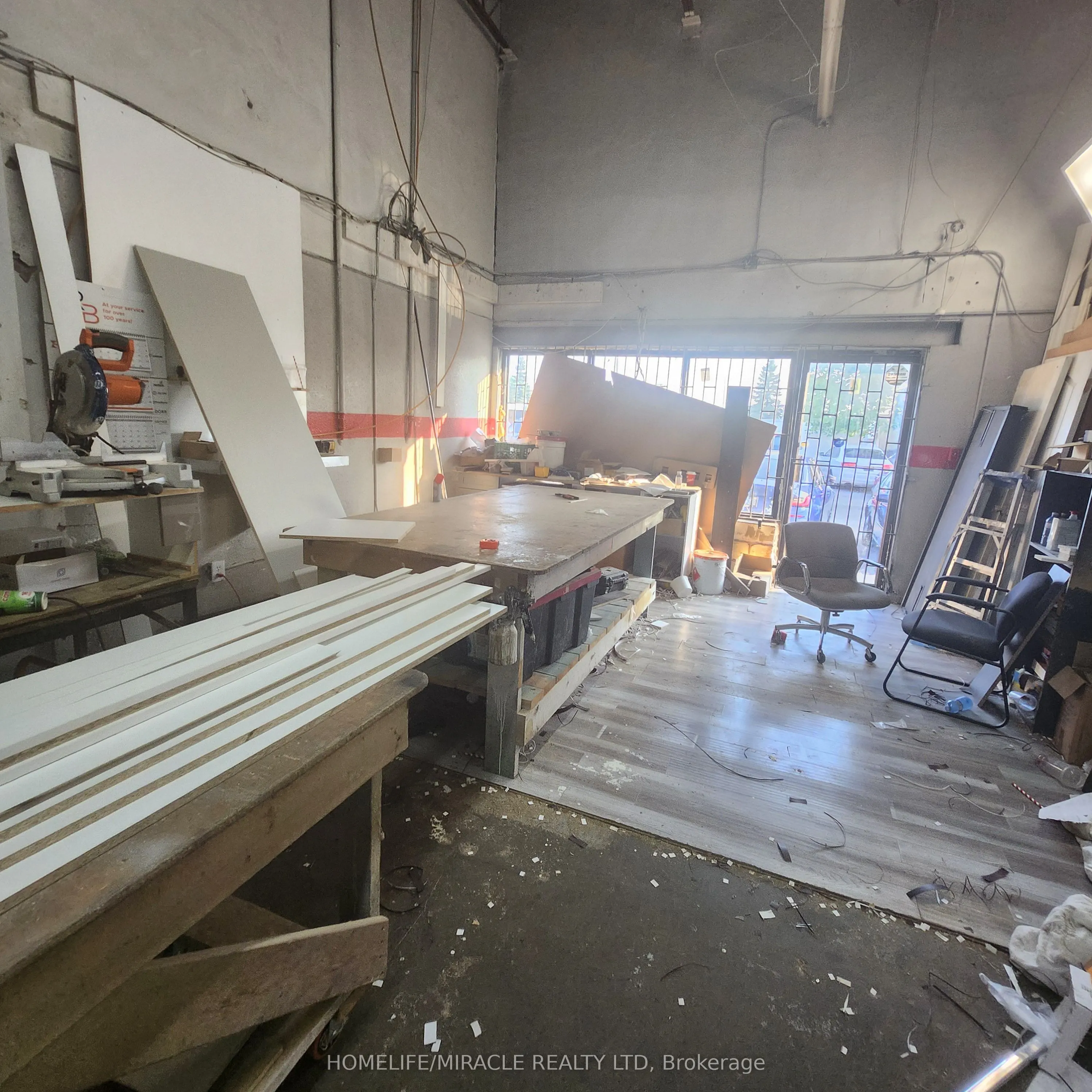 6720 Highway 7, #4