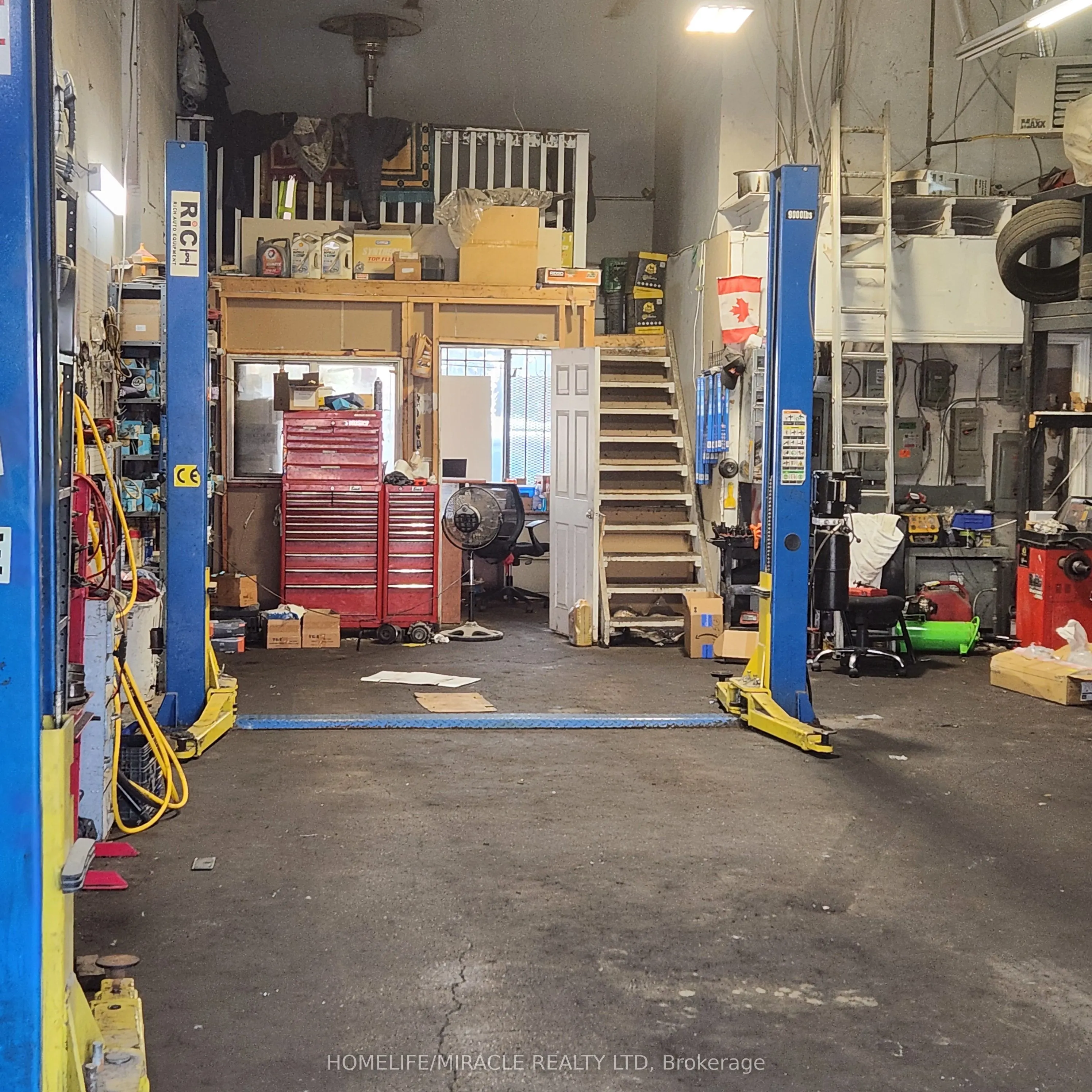 6720 Highway 7, #4