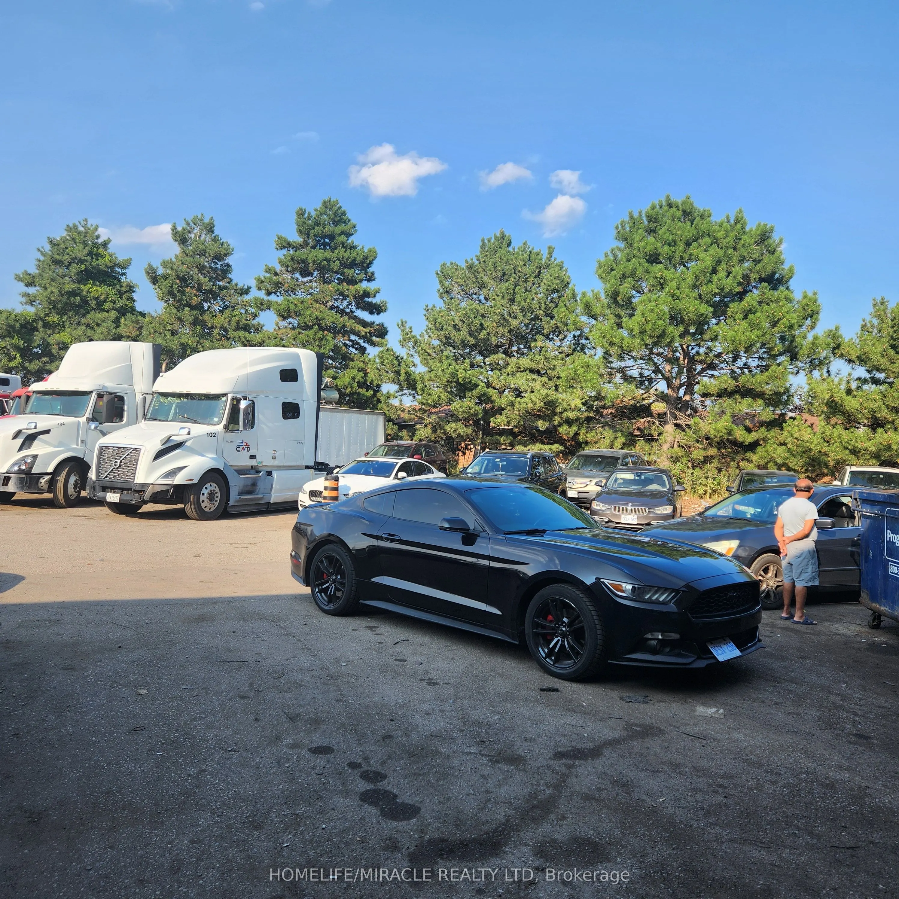 6720 Highway 7, #4