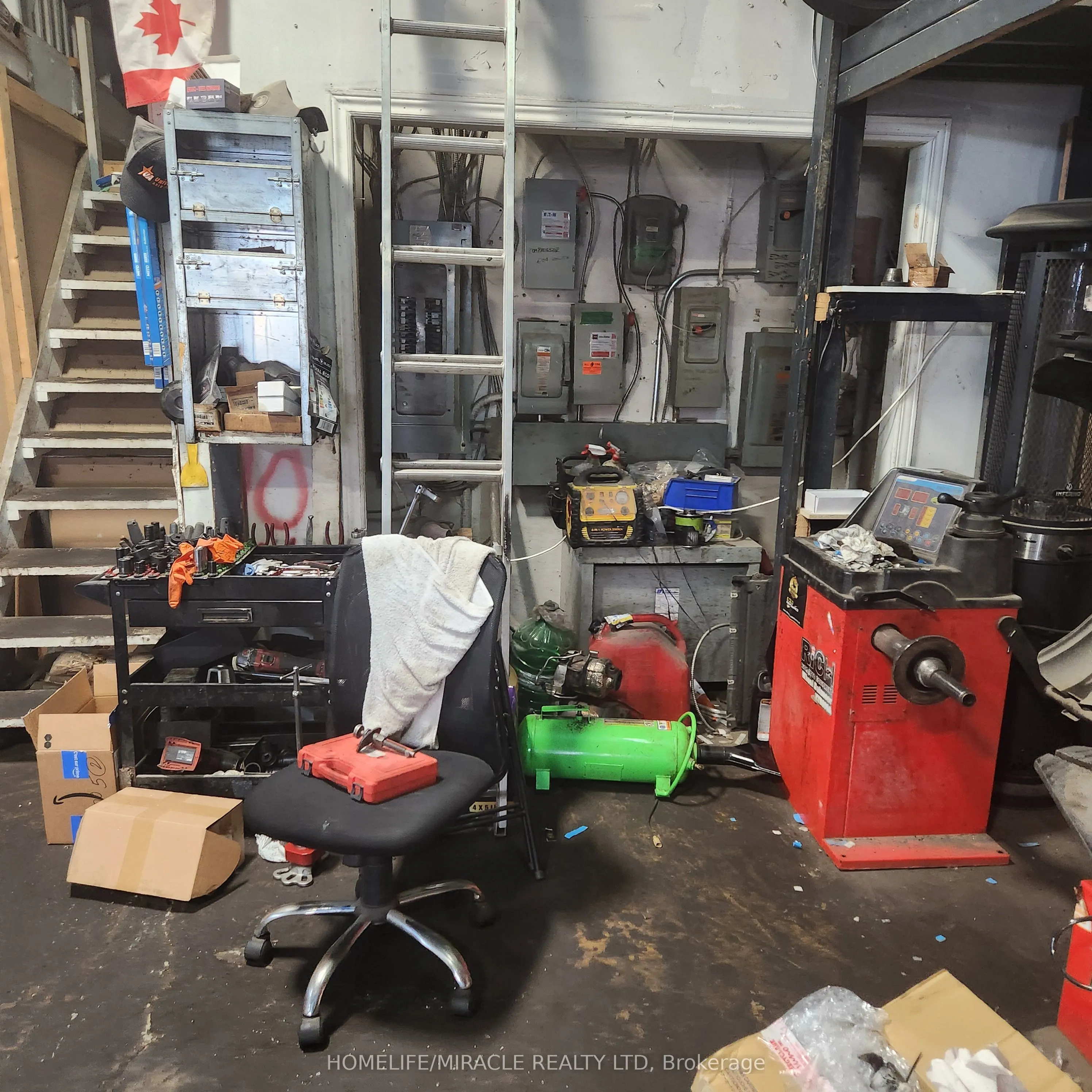 6720 Highway 7, #4