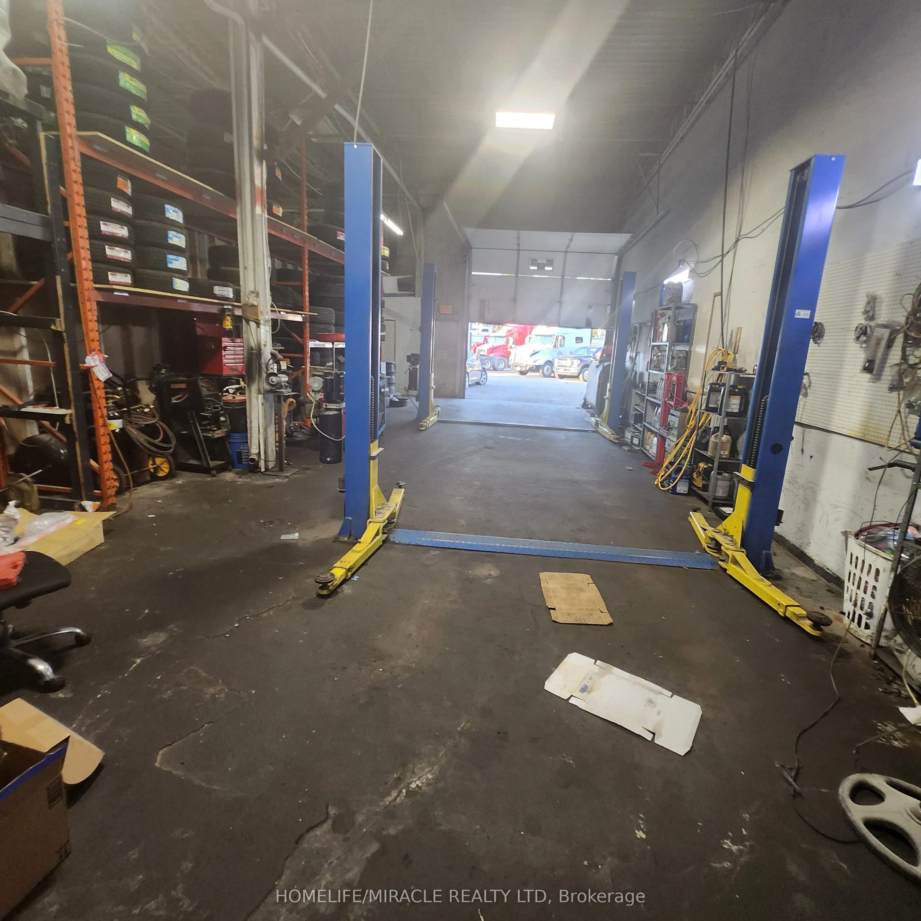 6720 Highway 7, #4