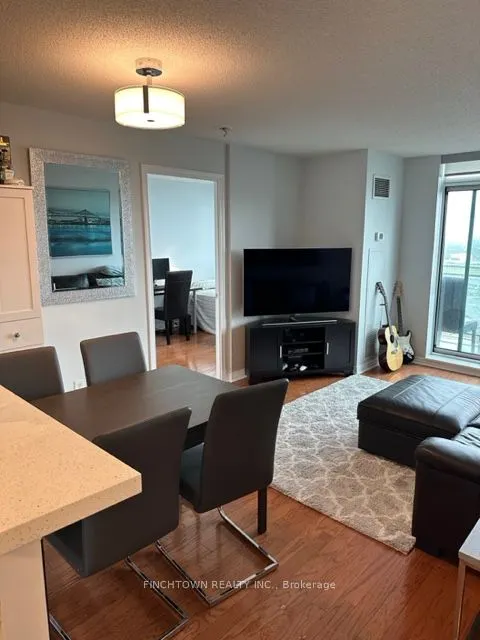 39 Oneida Crescent, #PH18