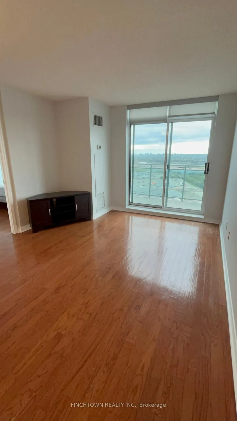 39 Oneida Crescent, #PH18