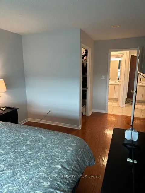 39 Oneida Crescent, #PH18
