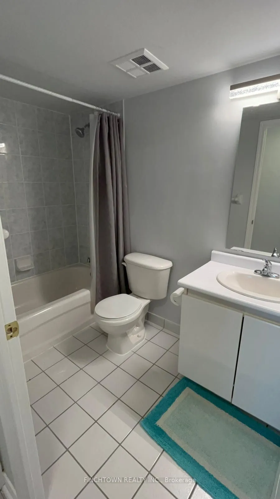 39 Oneida Crescent, #PH18