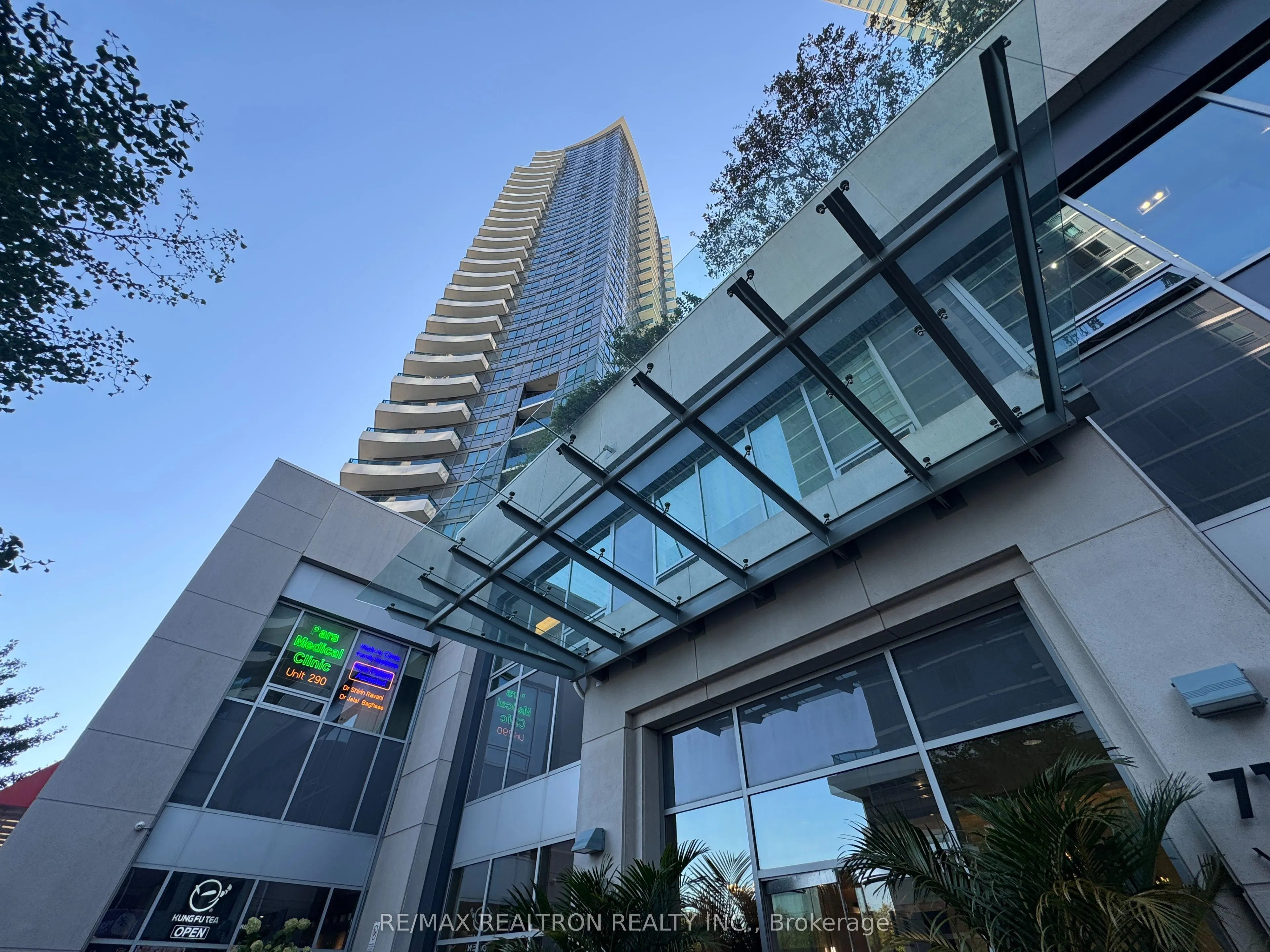 7171 Yonge Street, #615