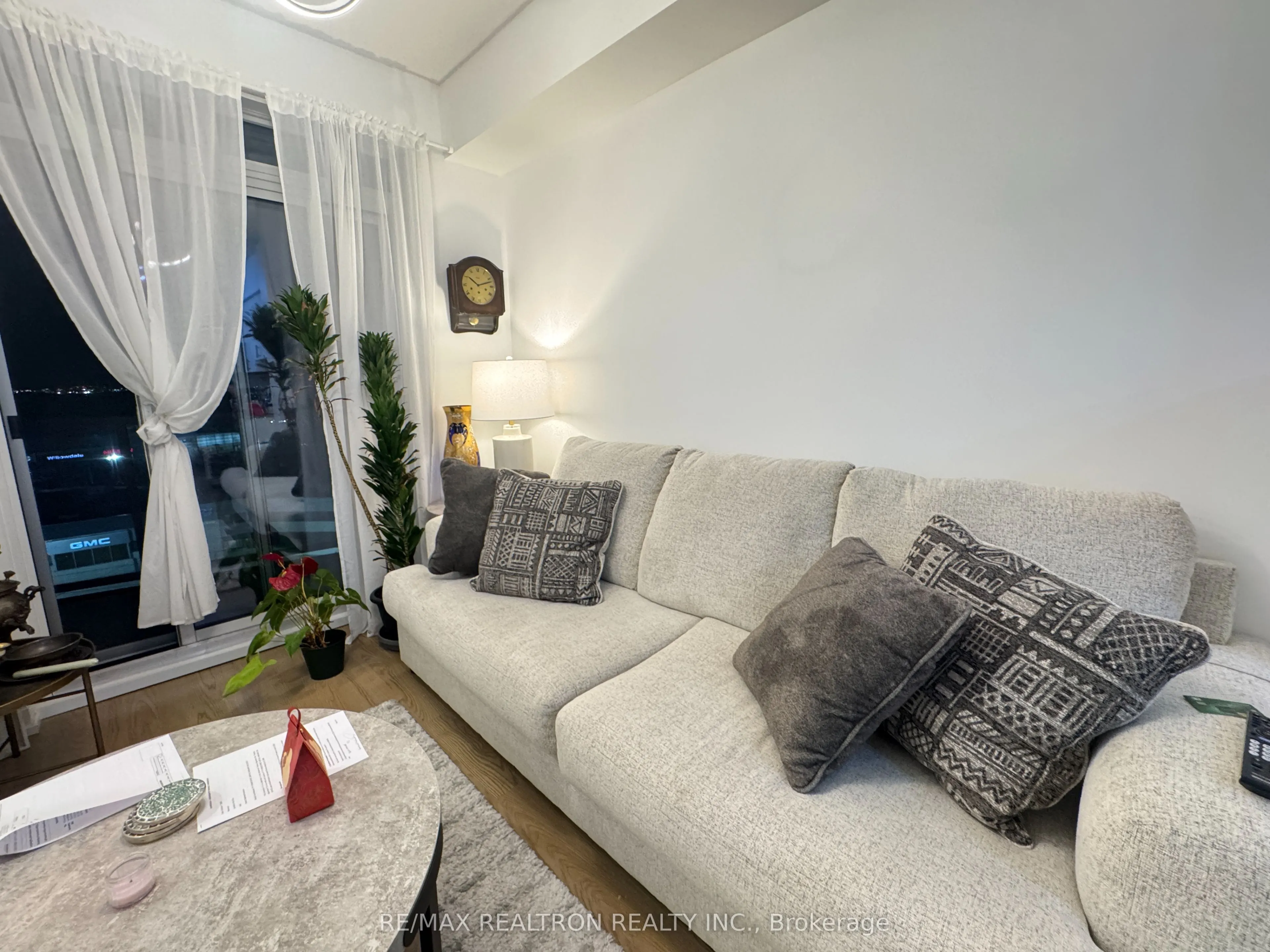 7171 Yonge Street, #615