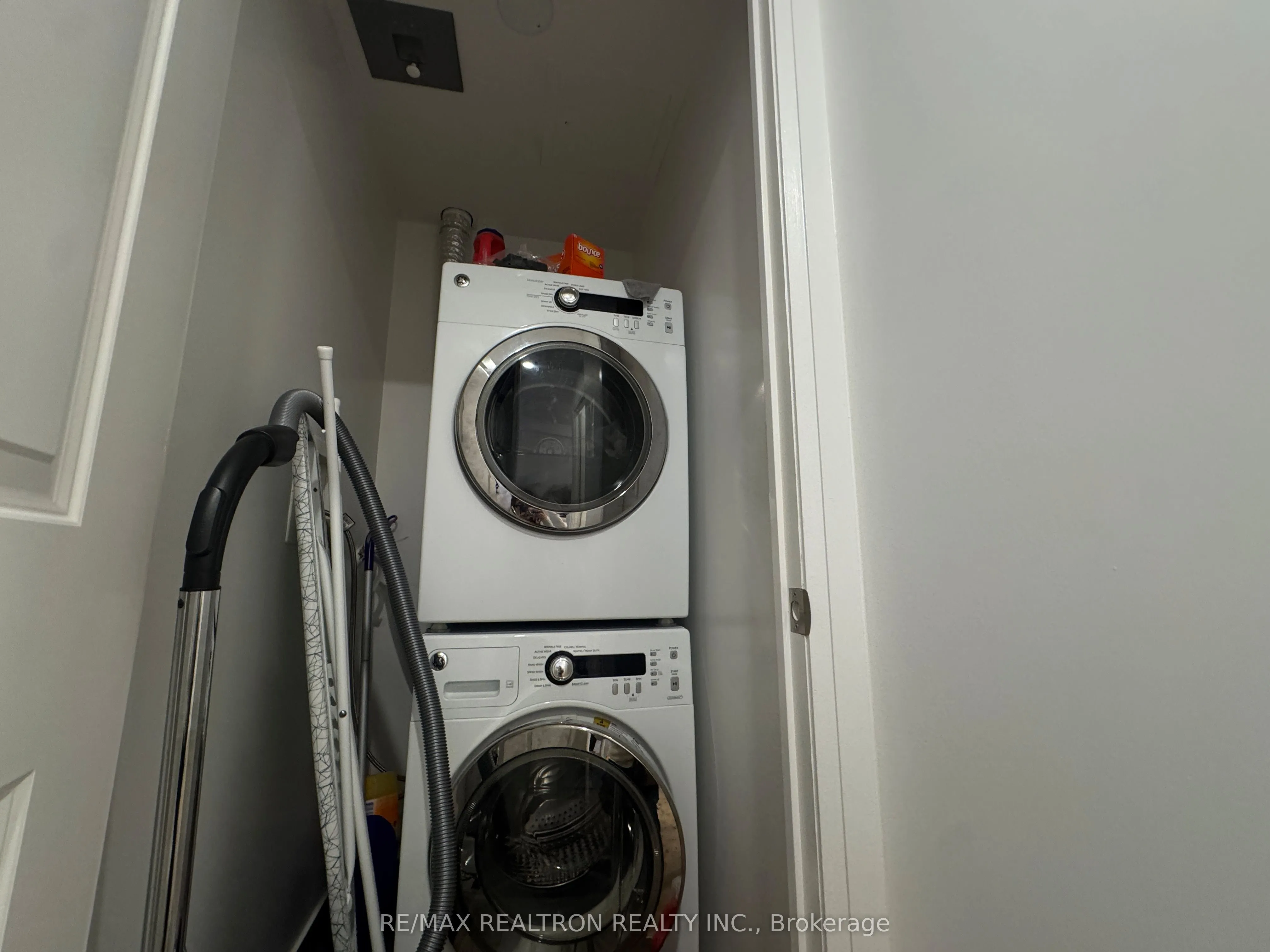 7171 Yonge Street, #615