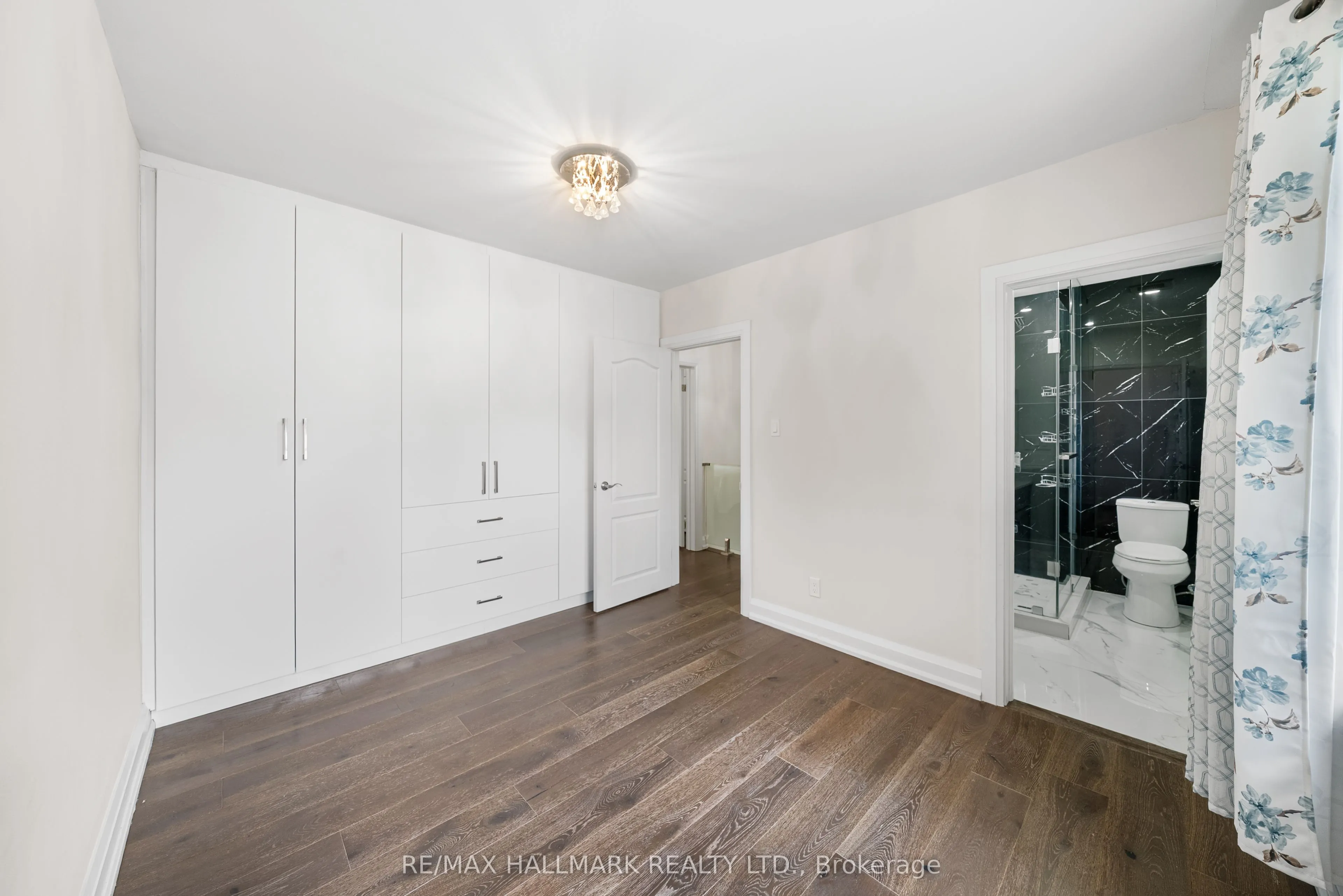 220 Grandview Avenue