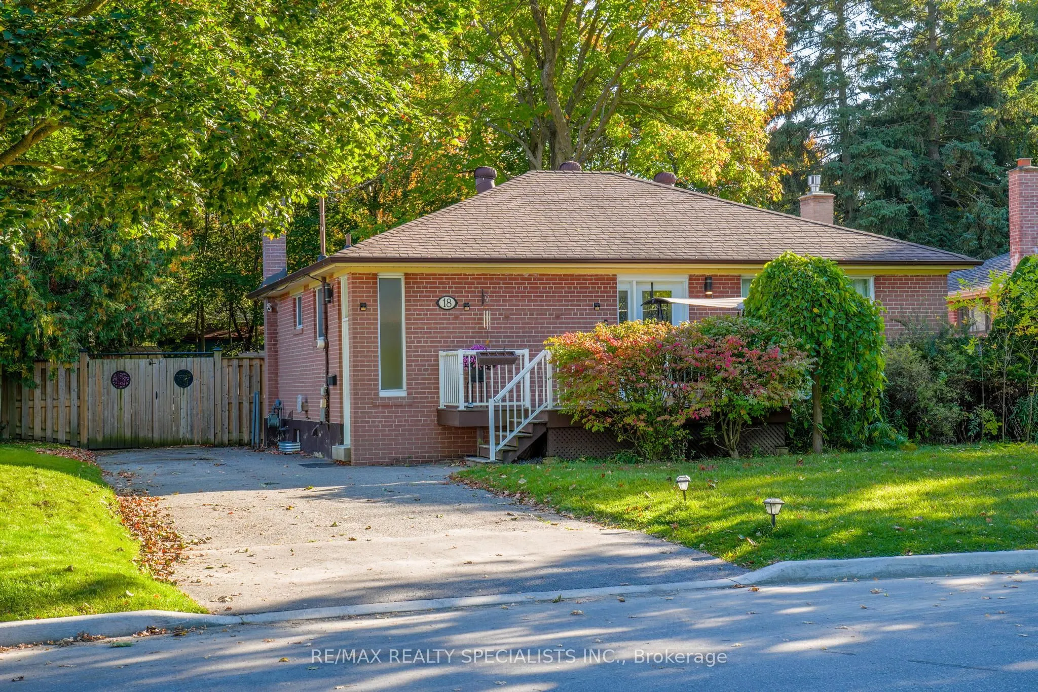 18 Corbett Crescent