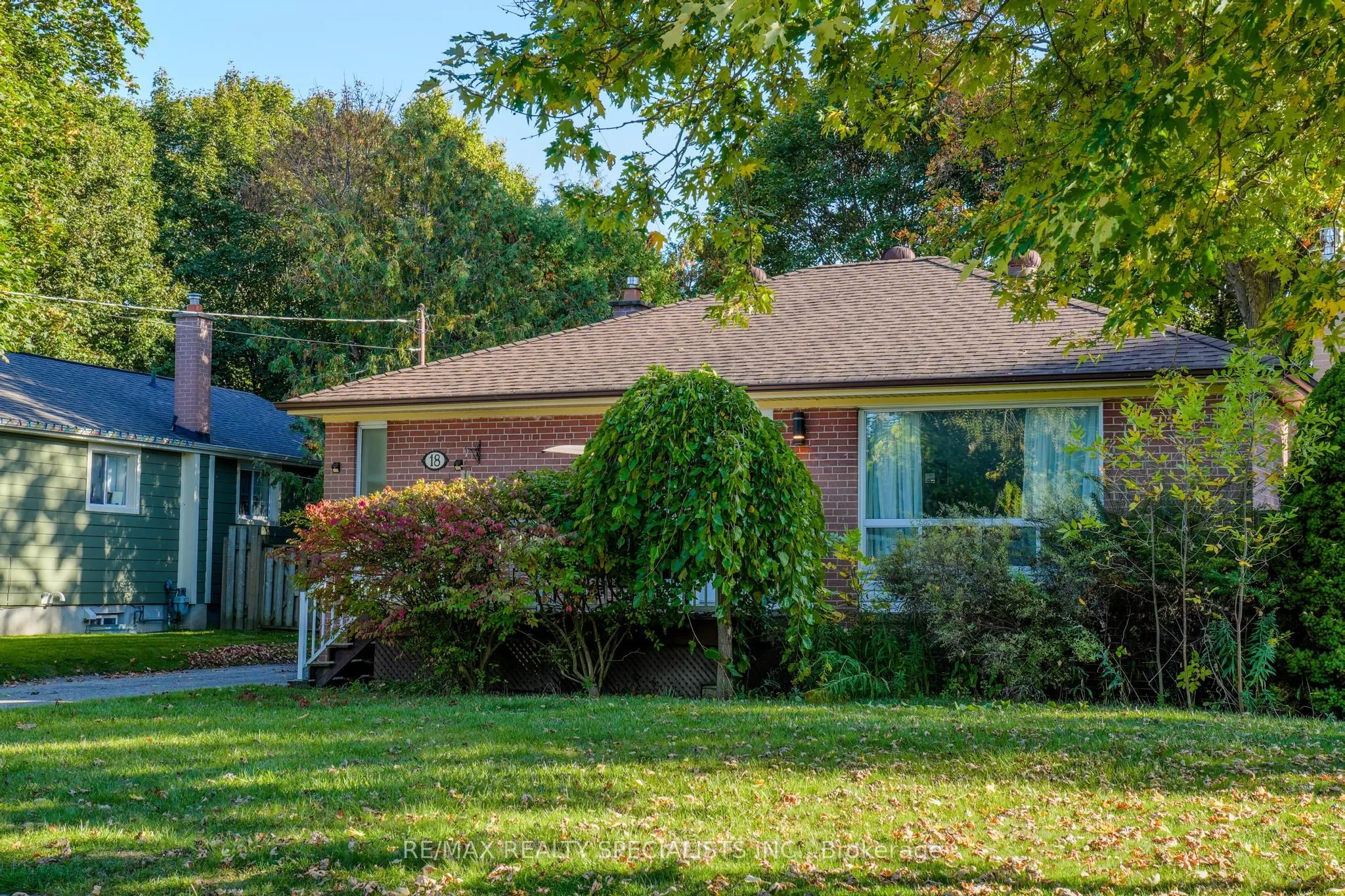 18 Corbett Crescent