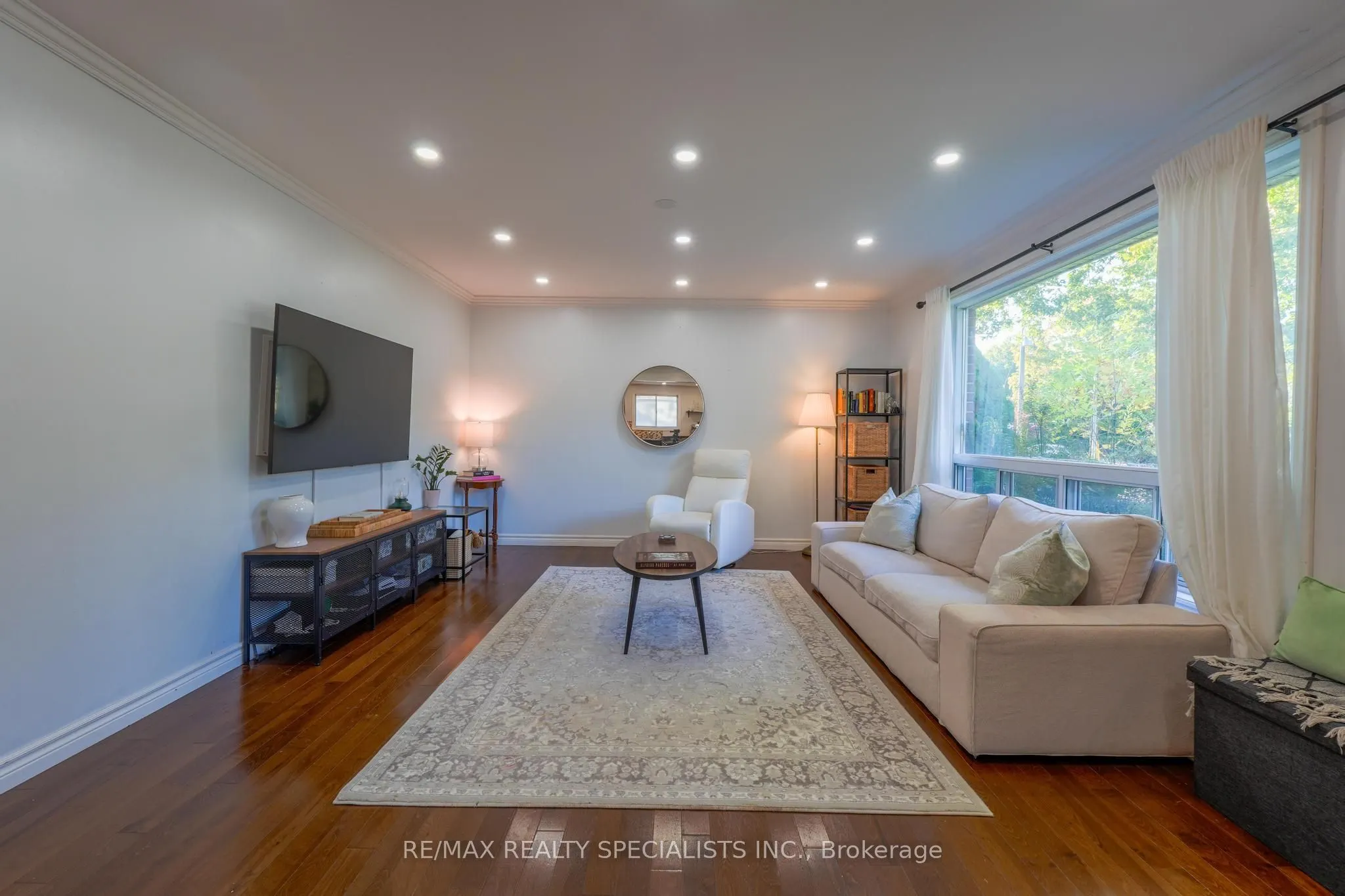 18 Corbett Crescent