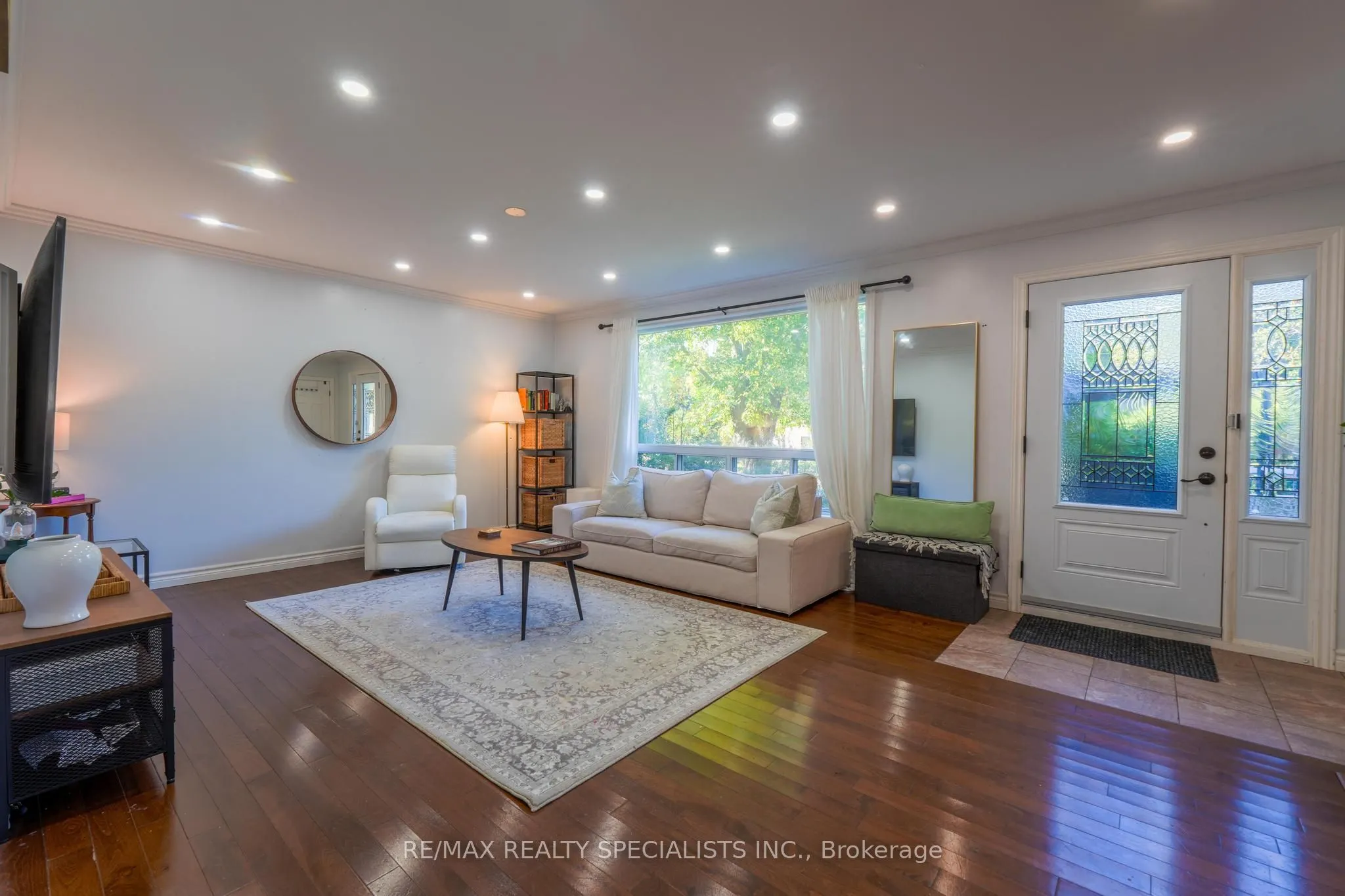 18 Corbett Crescent