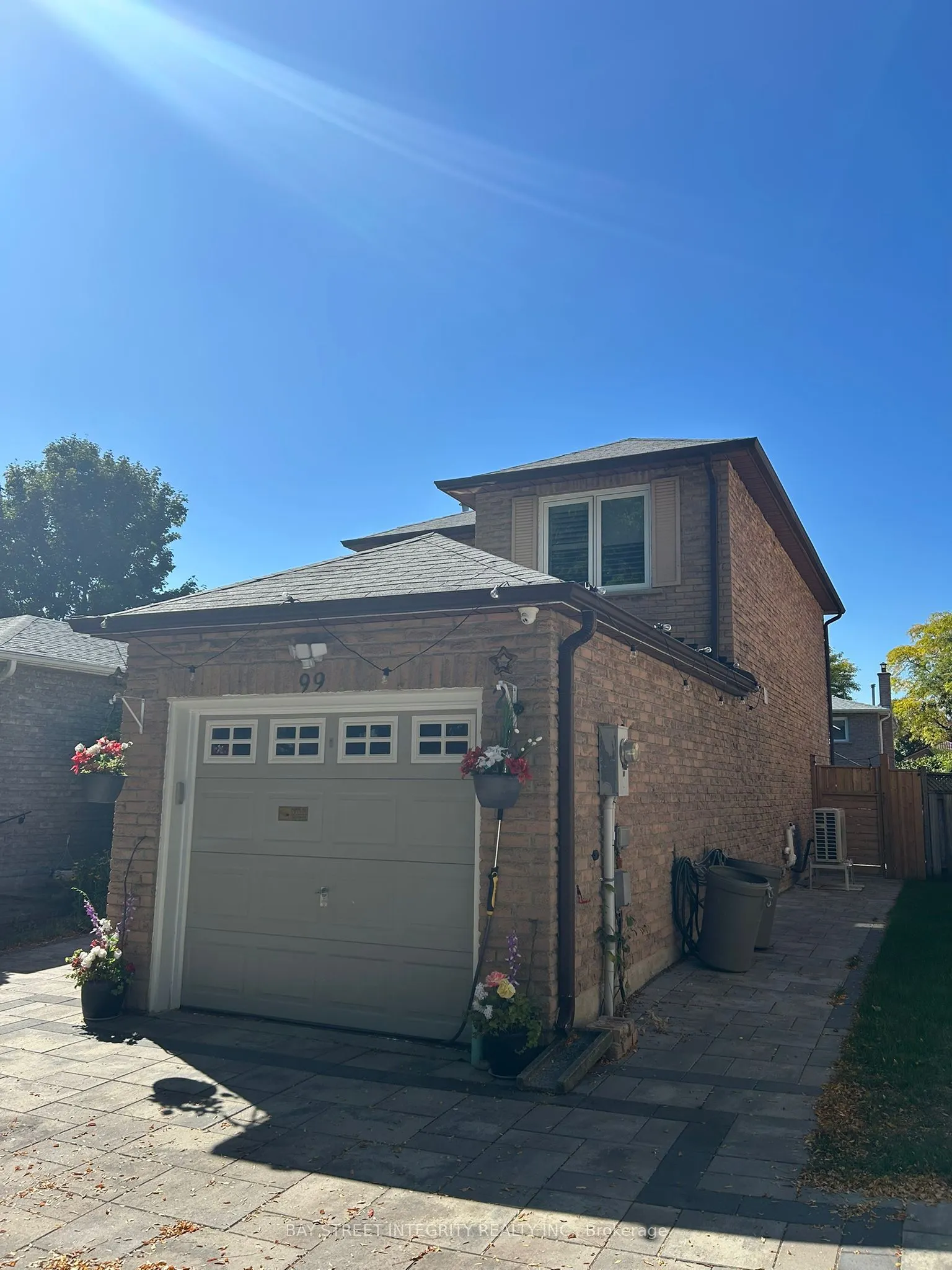 99 Mercer Crescent