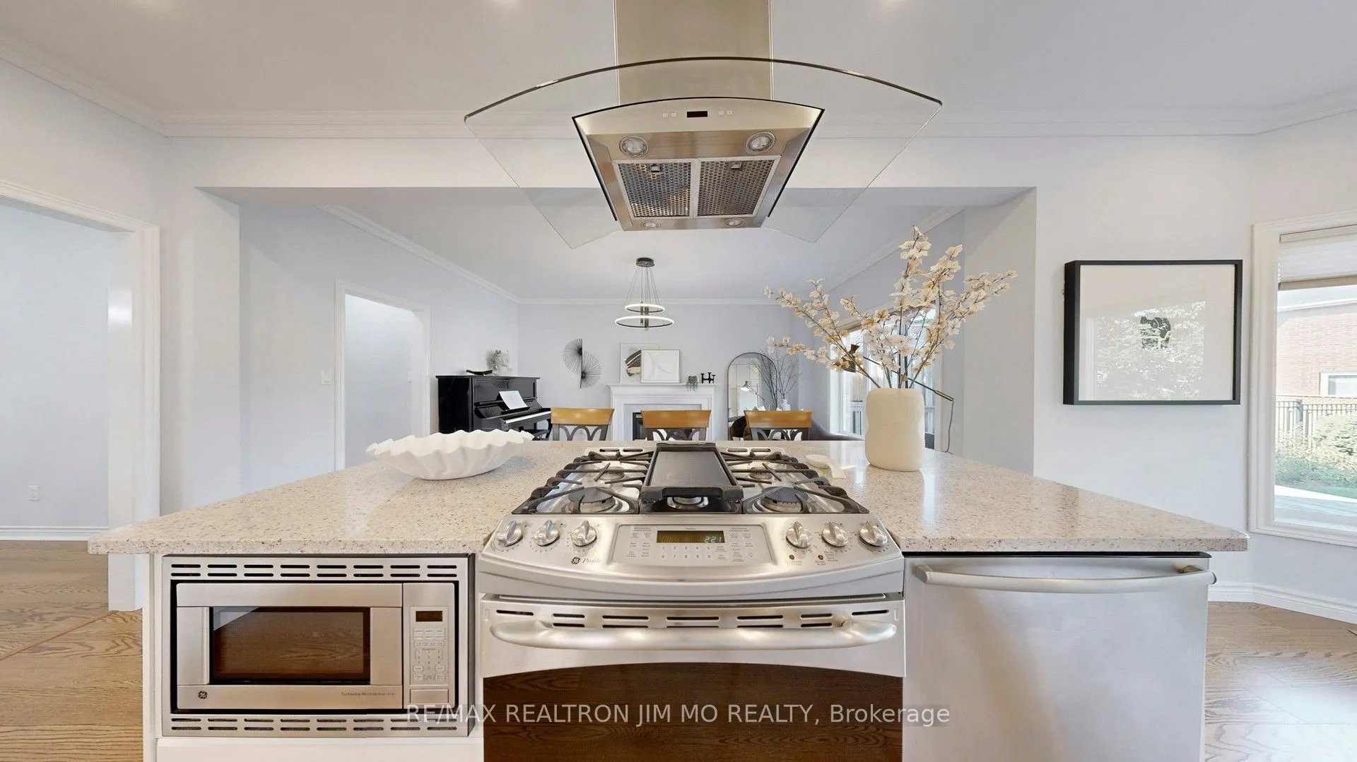 543 Greig Circle