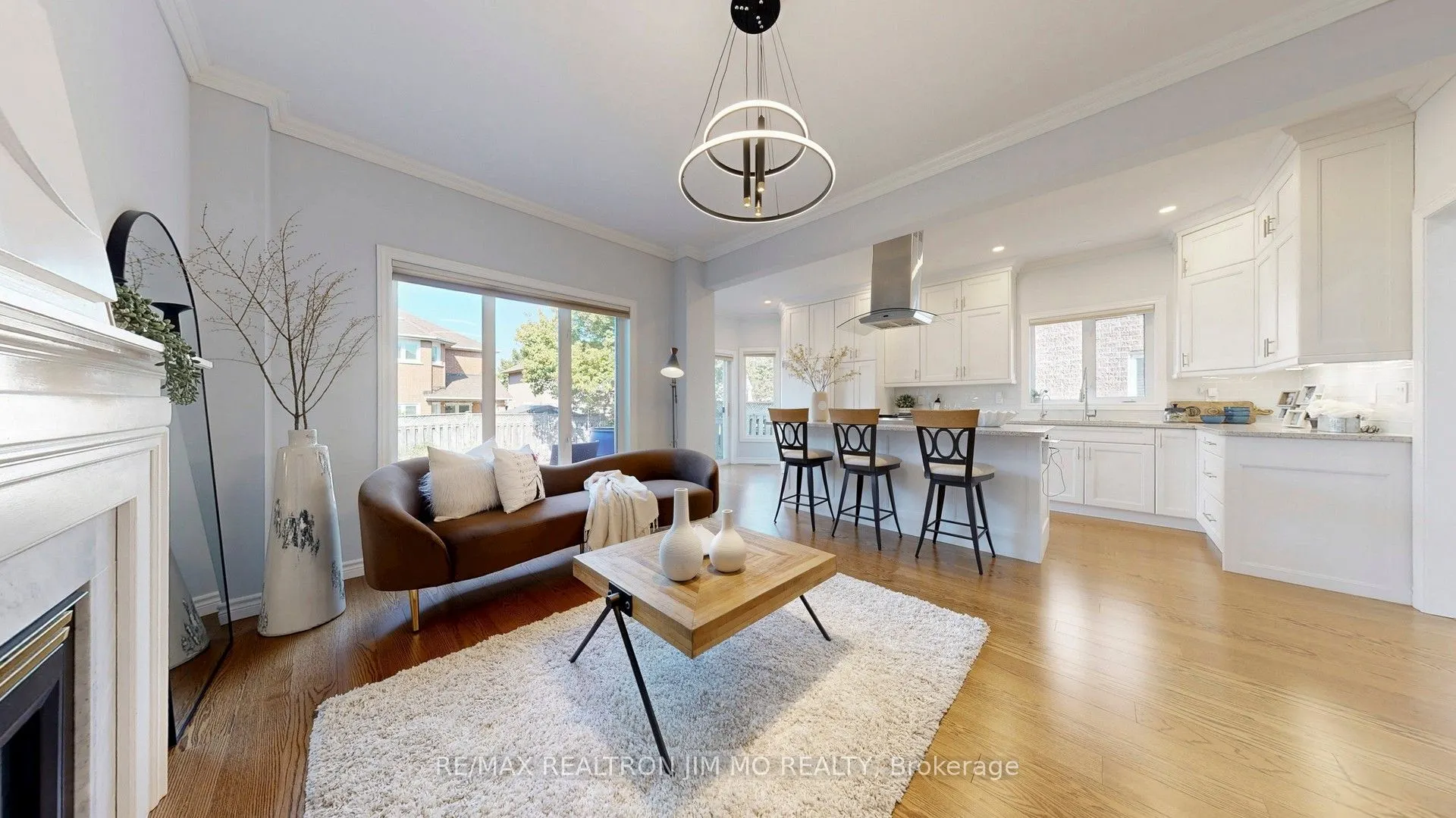 543 Greig Circle