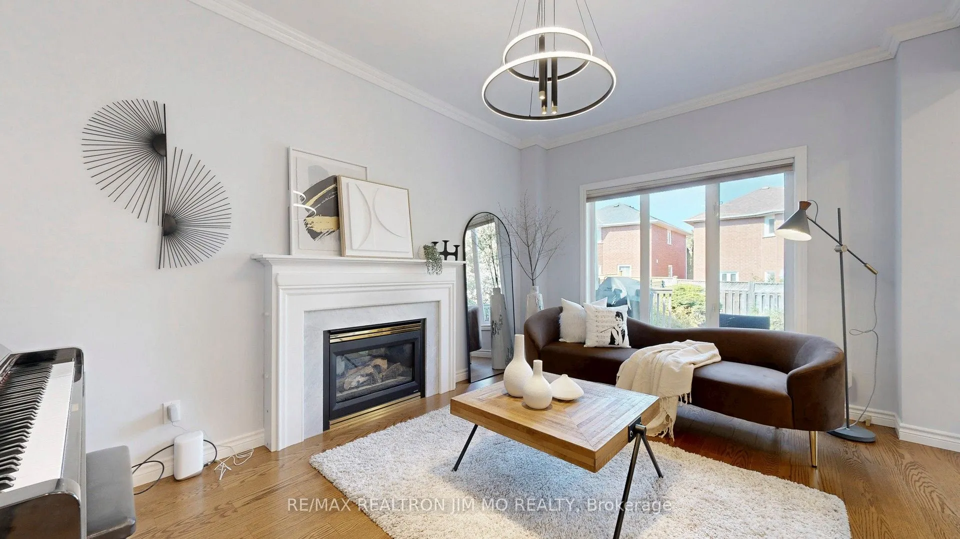 543 Greig Circle