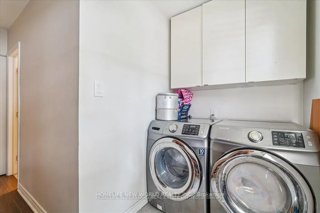 47 Davis Road, #UPPER