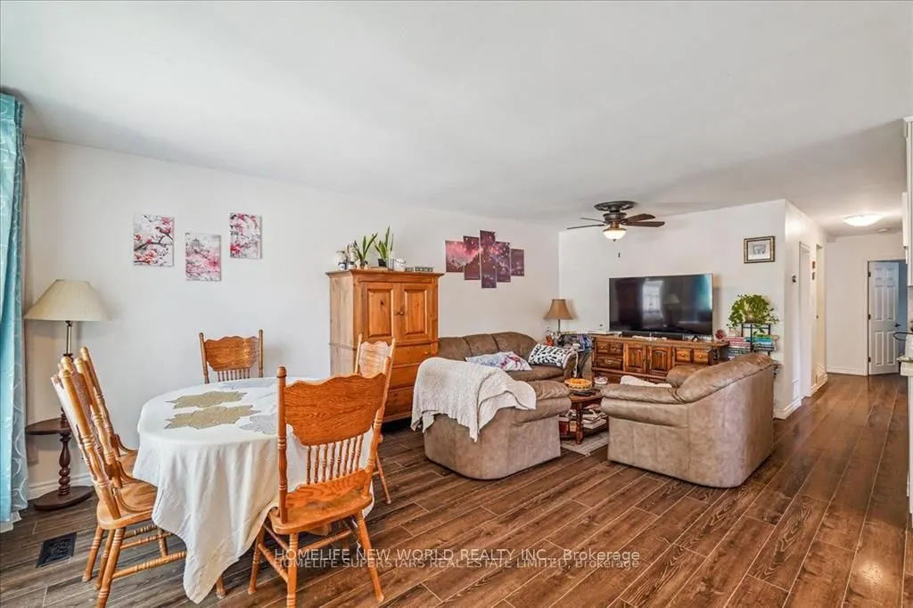 47 Davis Road, #UPPER