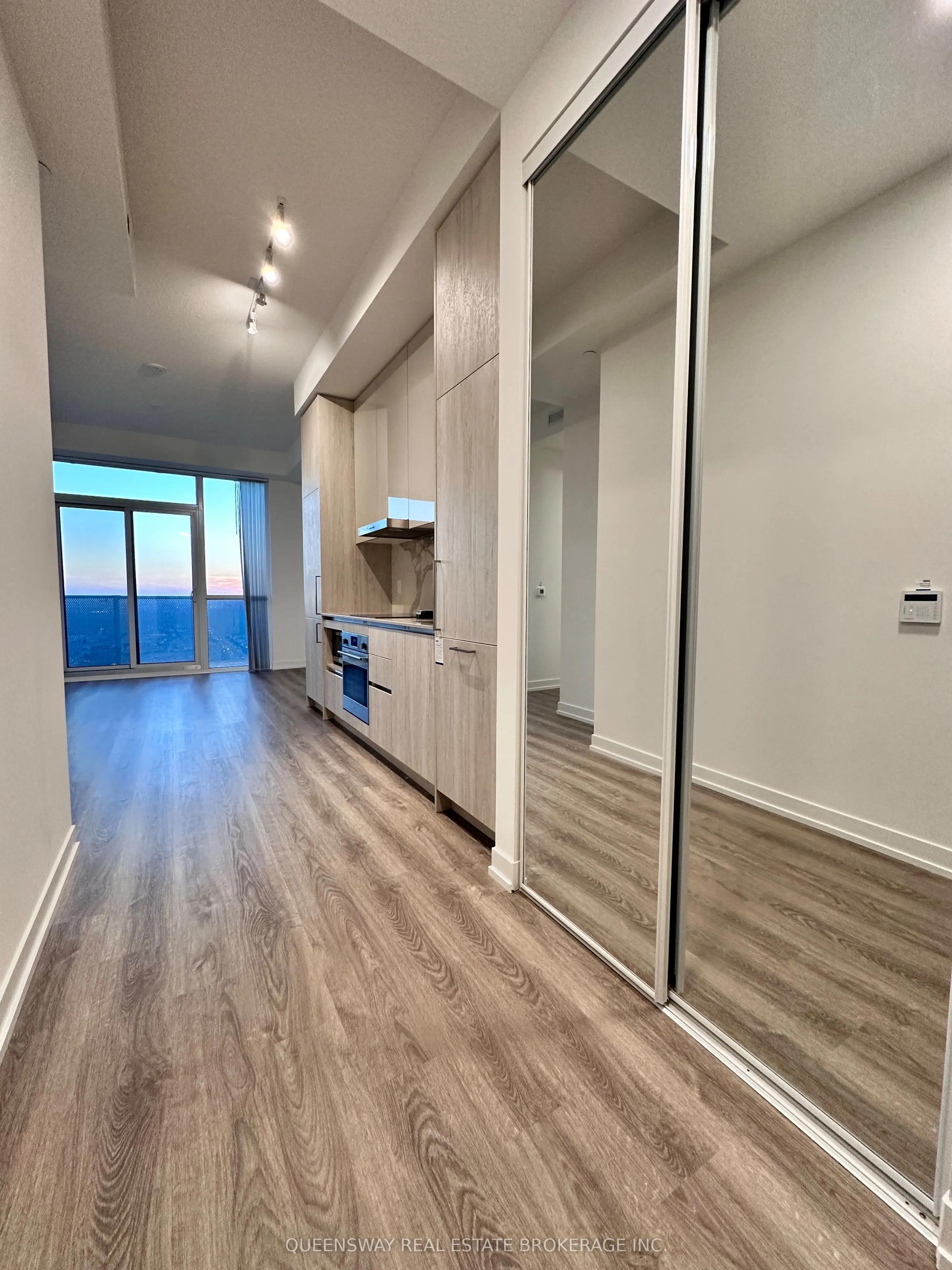 195 Commerce Street, #5309