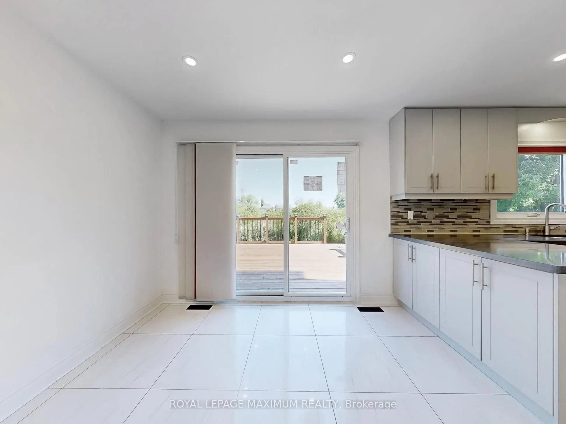 22 A Waltham Crescent