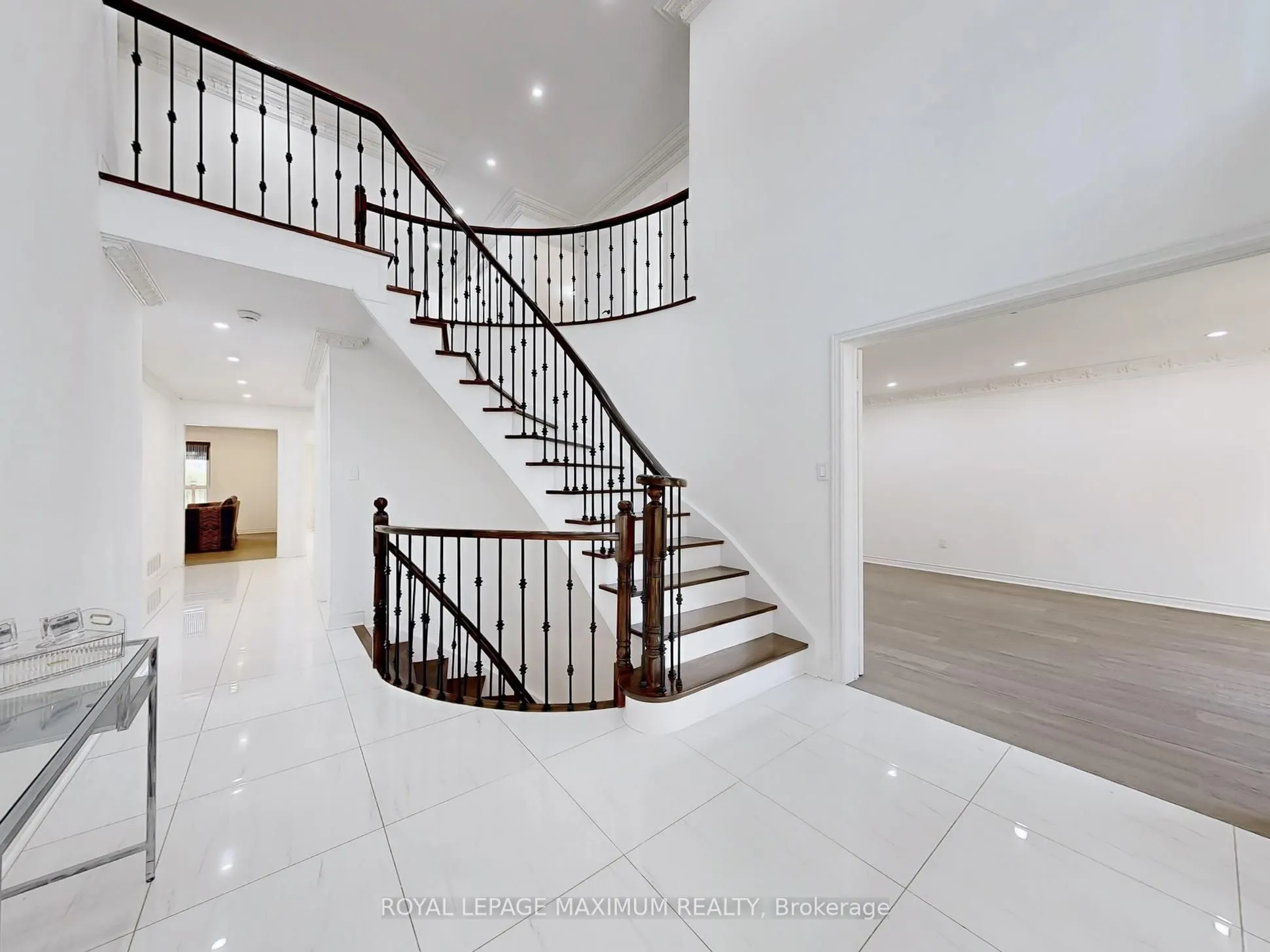 22 A Waltham Crescent