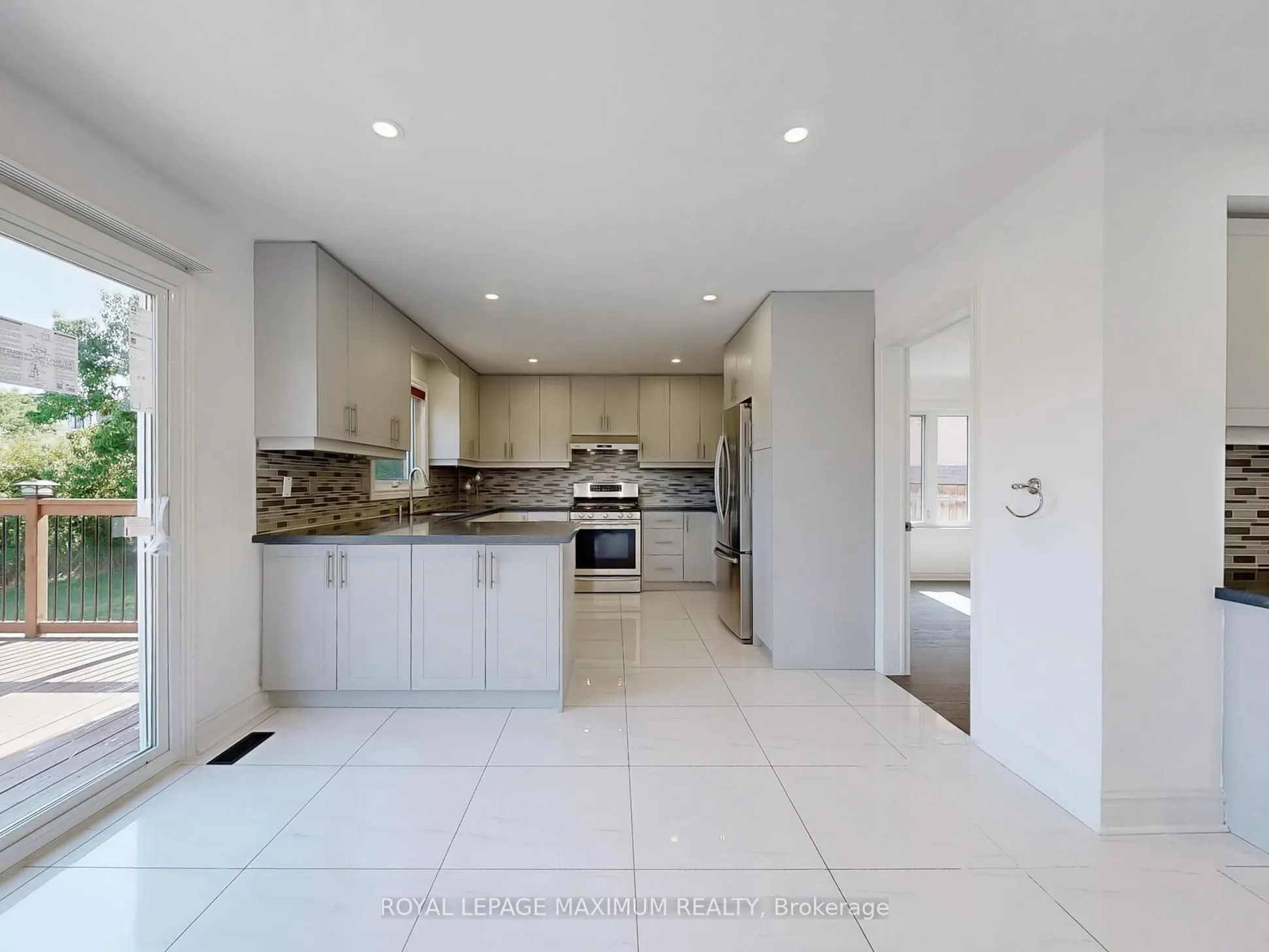 22 A Waltham Crescent