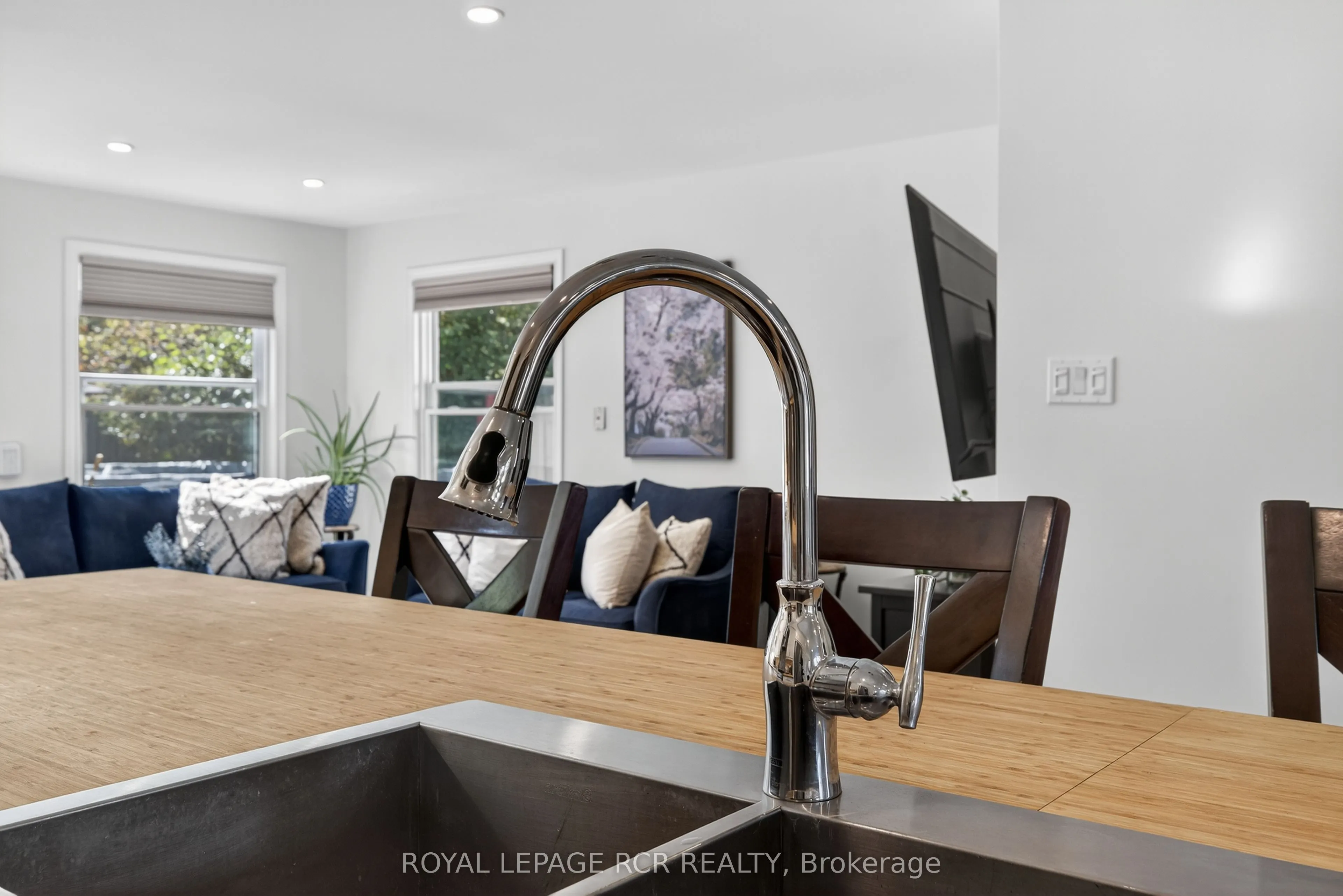 33 Summerhill Road