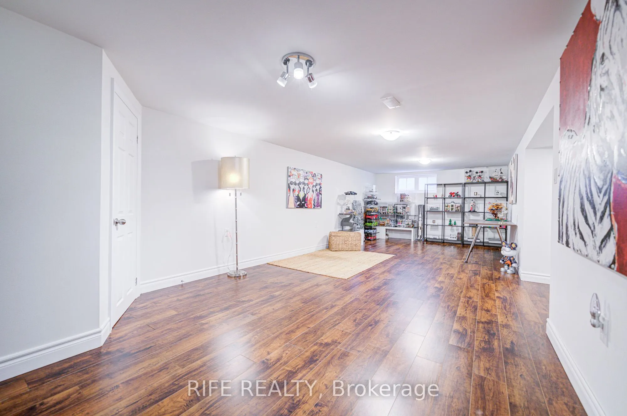 306 Wenlock Street
