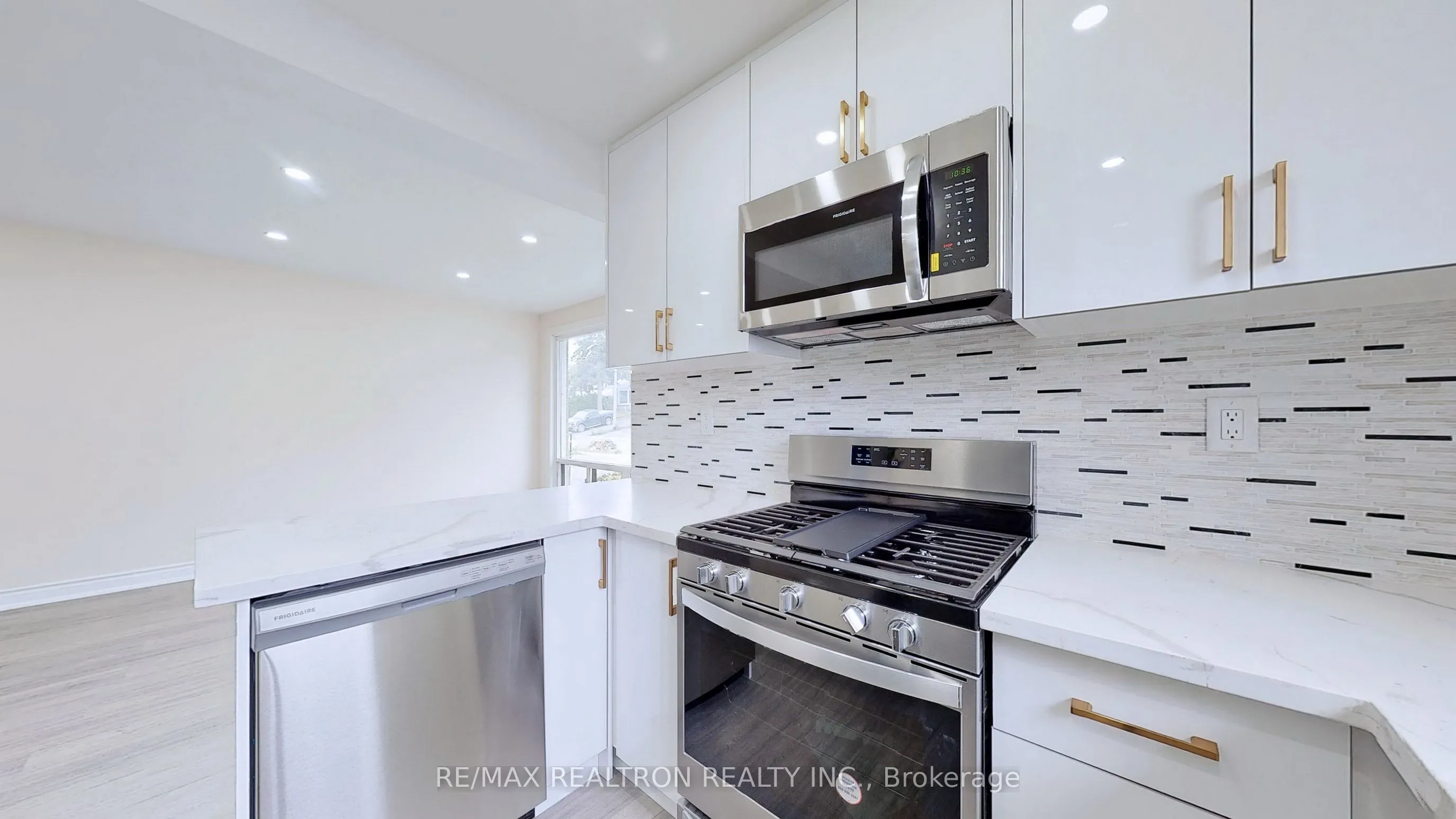 265 Browndale Crescent E, #Main Floor
