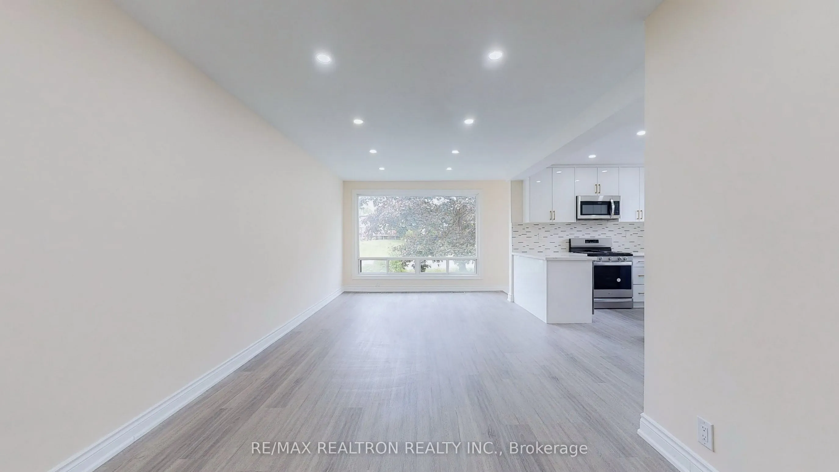 265 Browndale Crescent E, #Main Floor