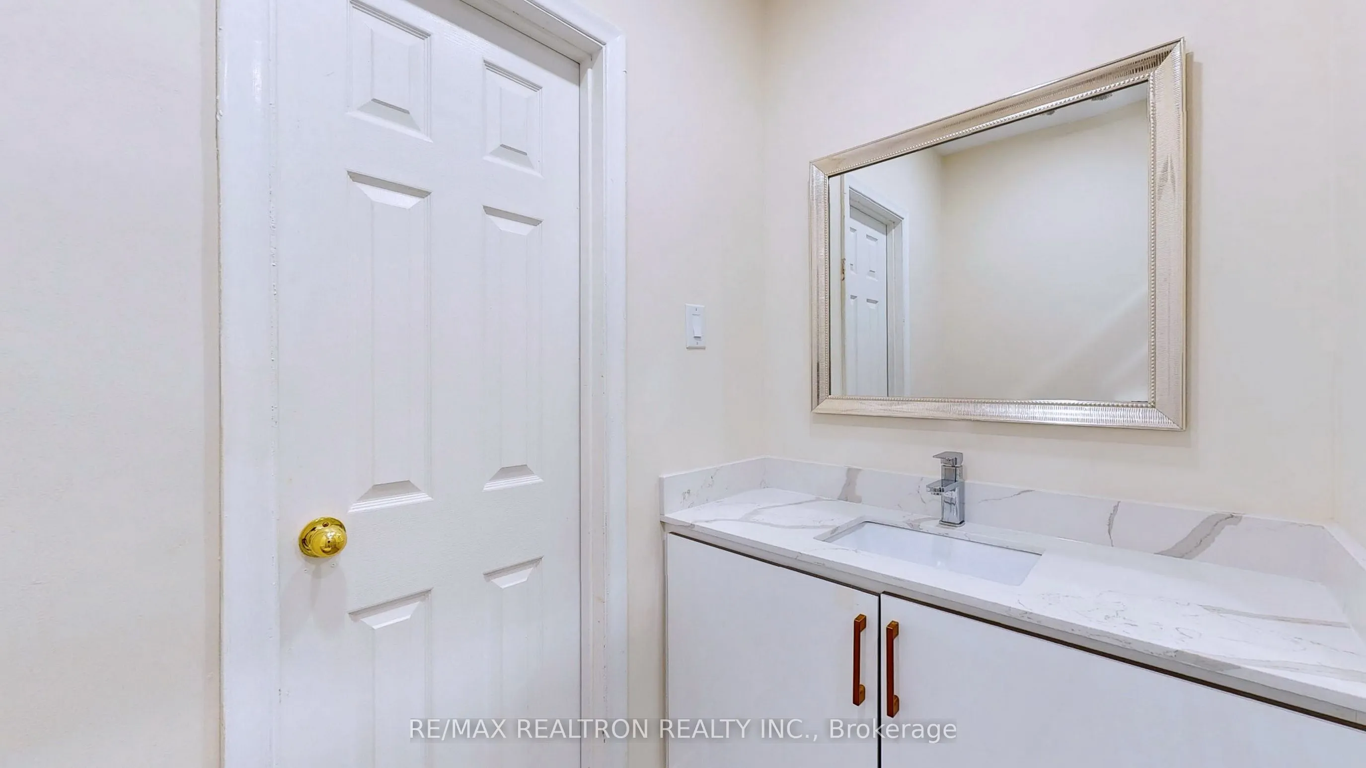 265 Browndale Crescent E, #Main Floor