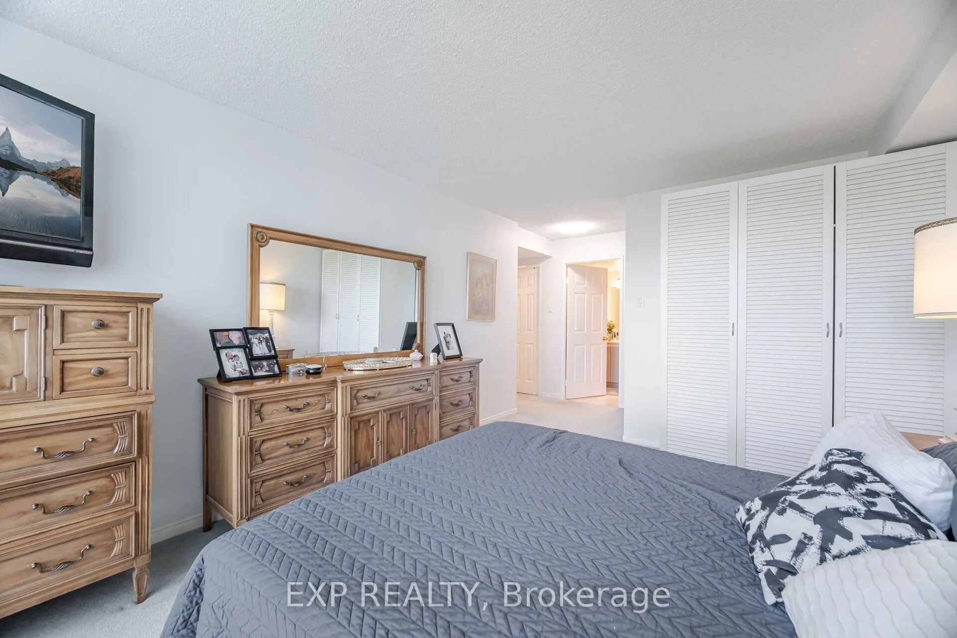 7825 Bayview Avenue, #613