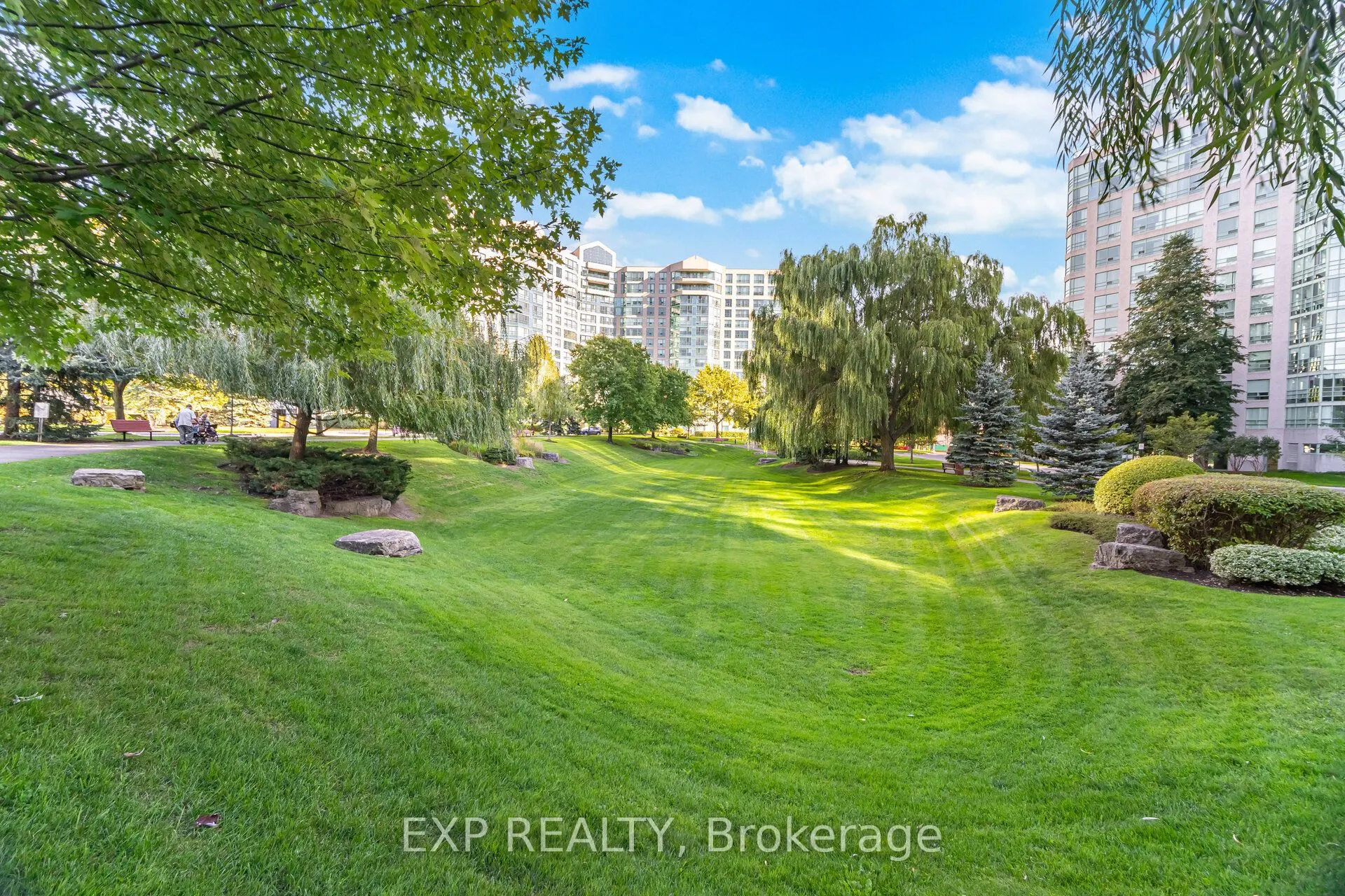 7825 Bayview Avenue, #613