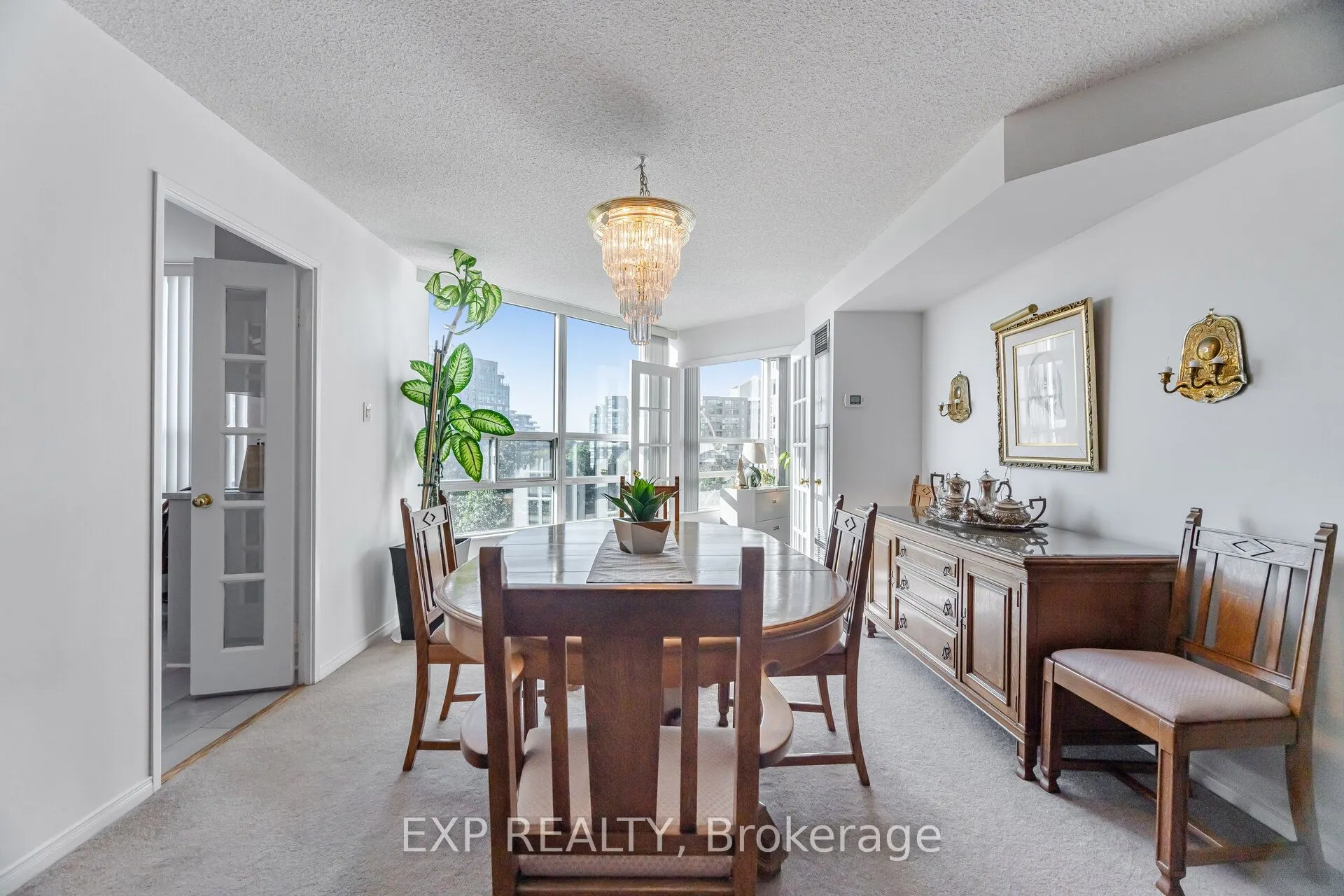 7825 Bayview Avenue, #613