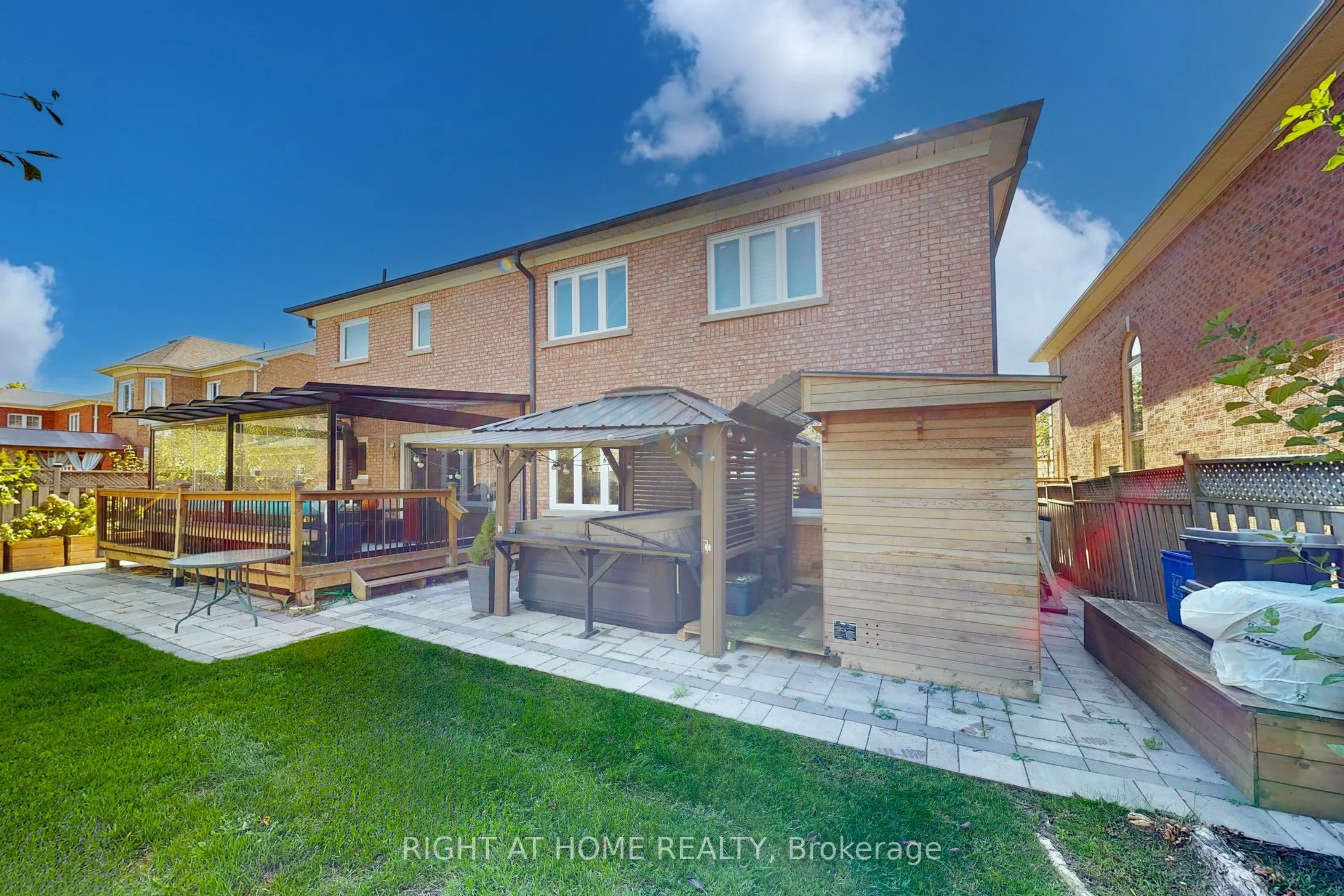 8 Springbrook Drive