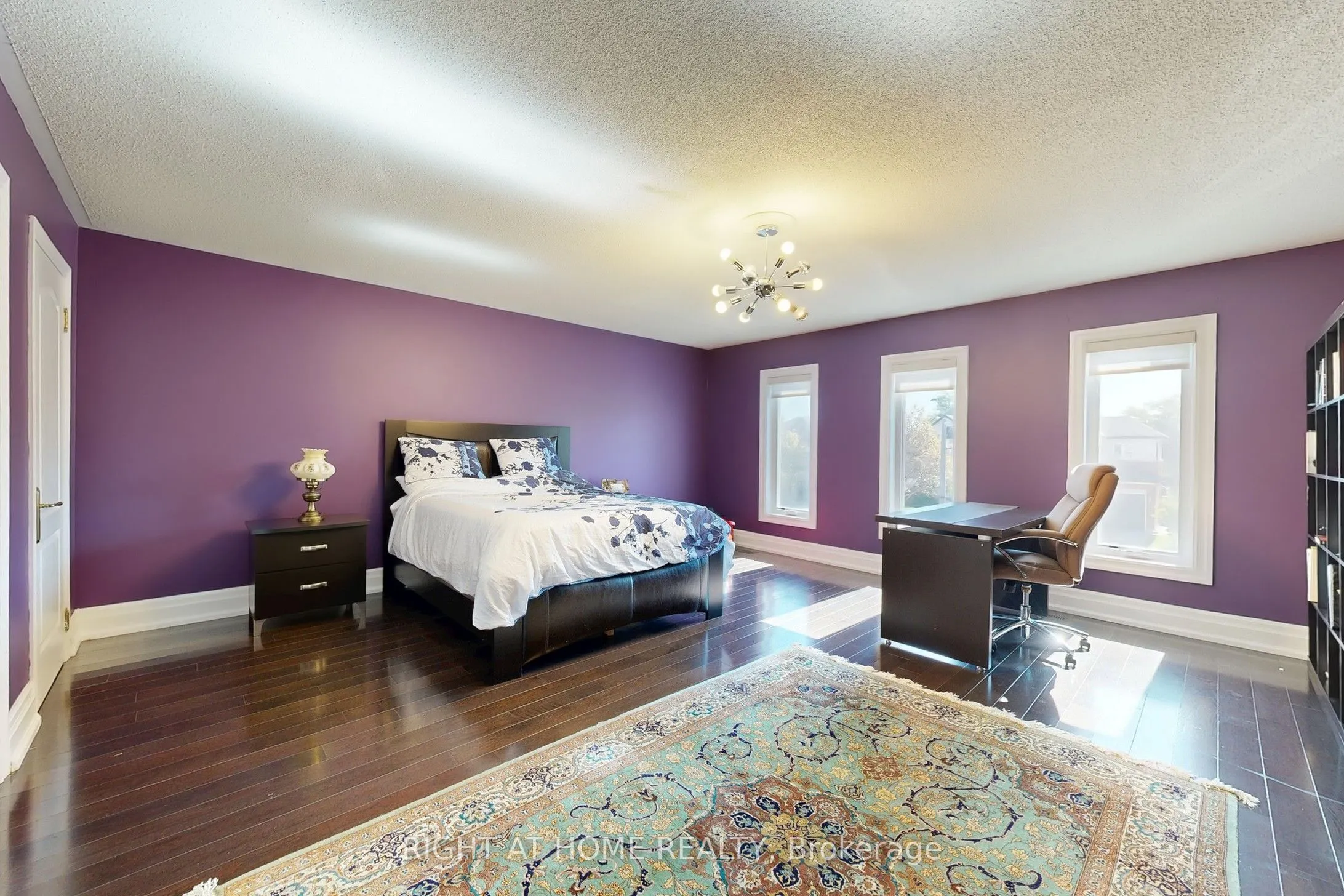 8 Springbrook Drive