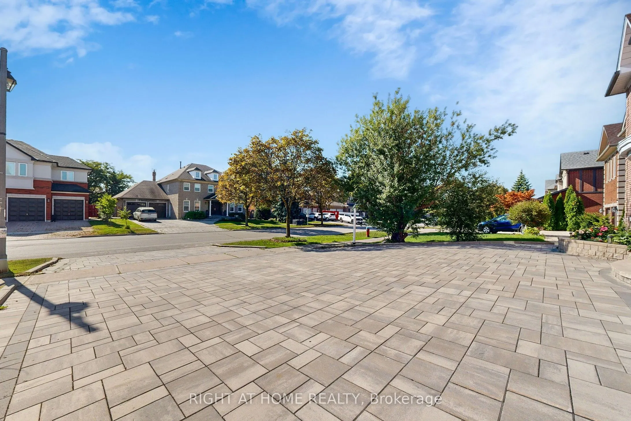 8 Springbrook Drive
