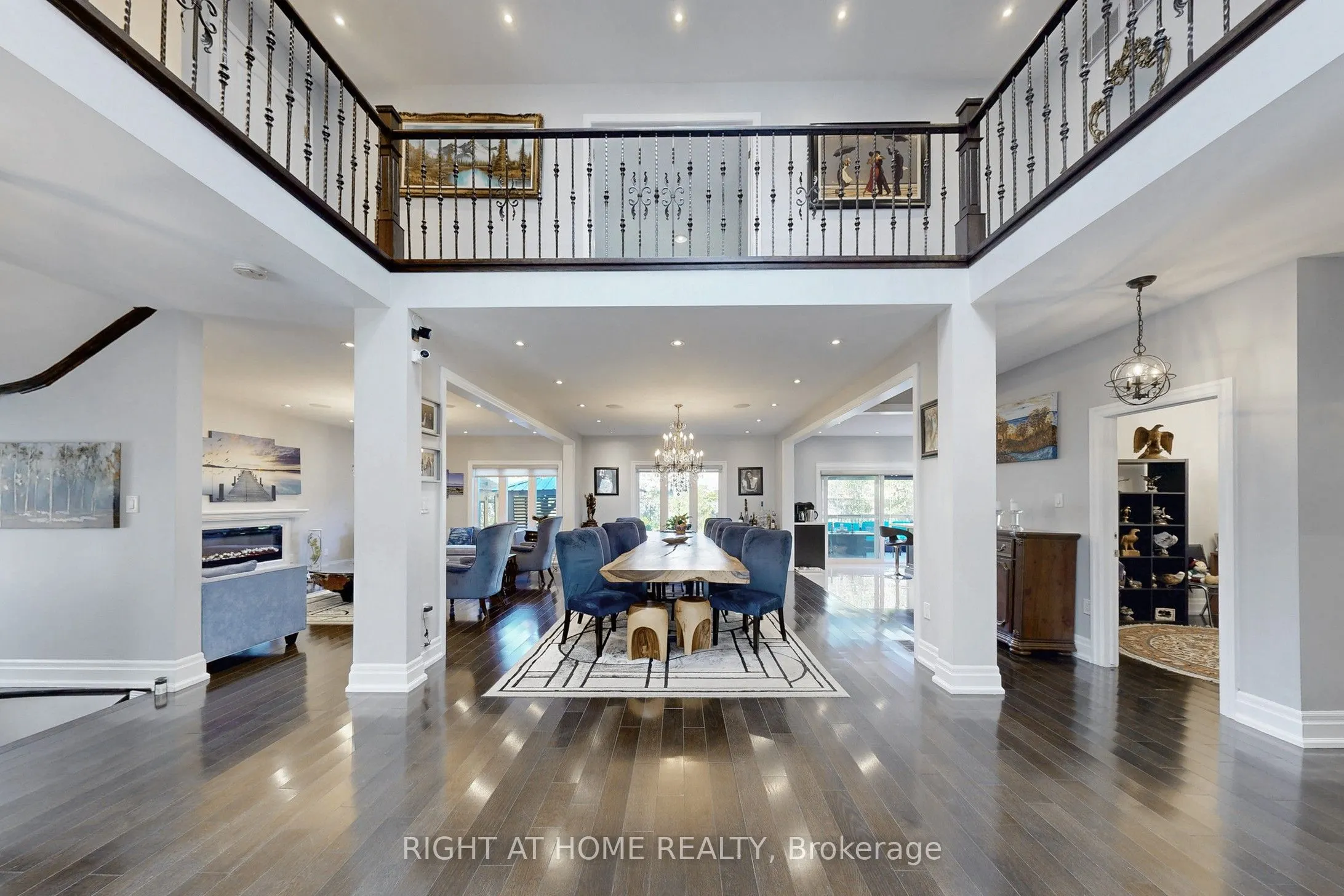 8 Springbrook Drive
